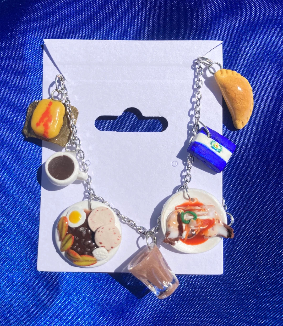 Pulsera Salvadoreña / El Salvador/ Salvi / Salvadorean / Pupusa / Guanaca / Latinx | Etsy (US)