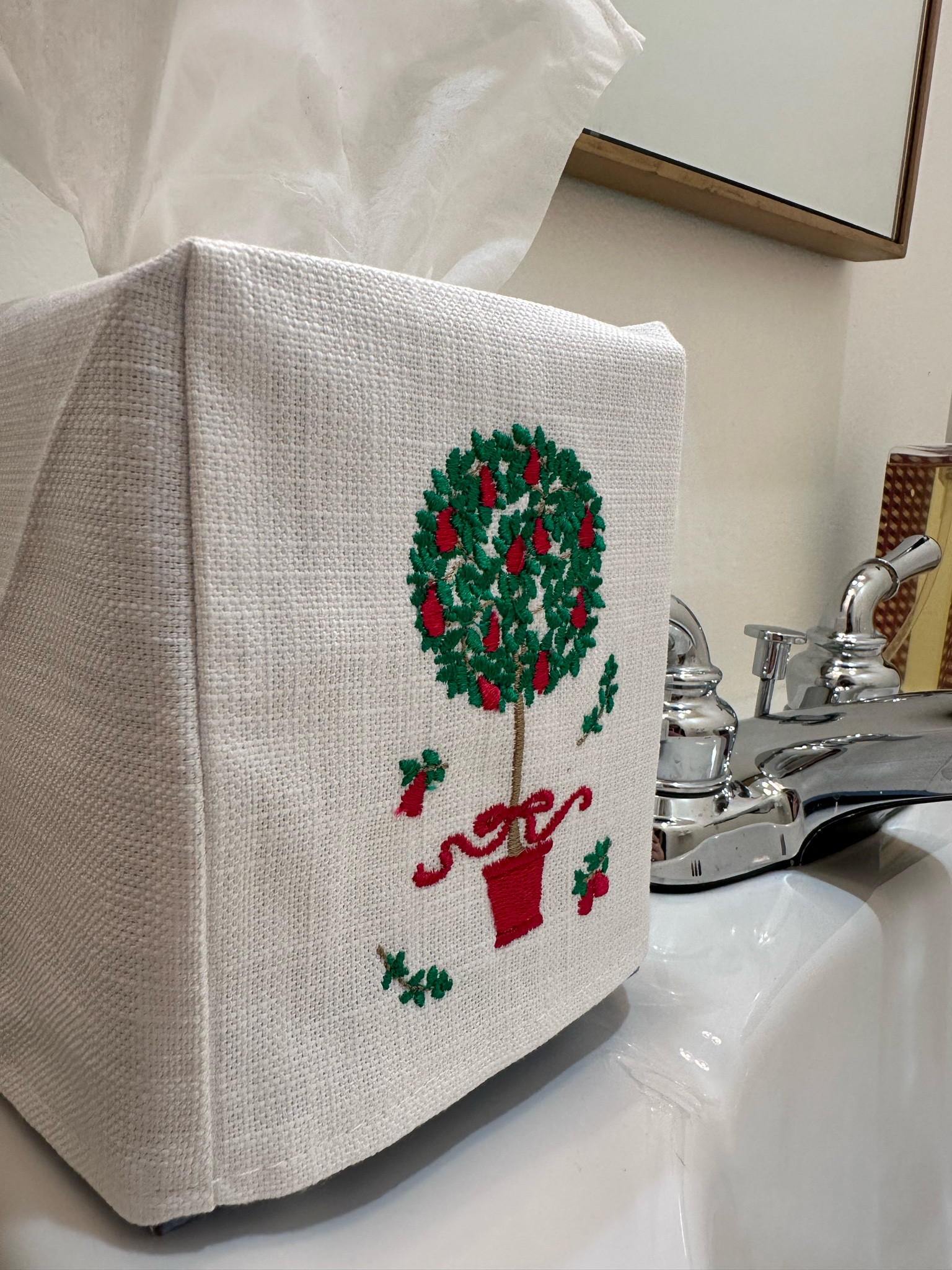 Can’t get over this design! I linked a few other beautiful designs by this brand and their nightgowns that would be so pretty to match the family in ❤️

#LTKhome #LTKSeasonal