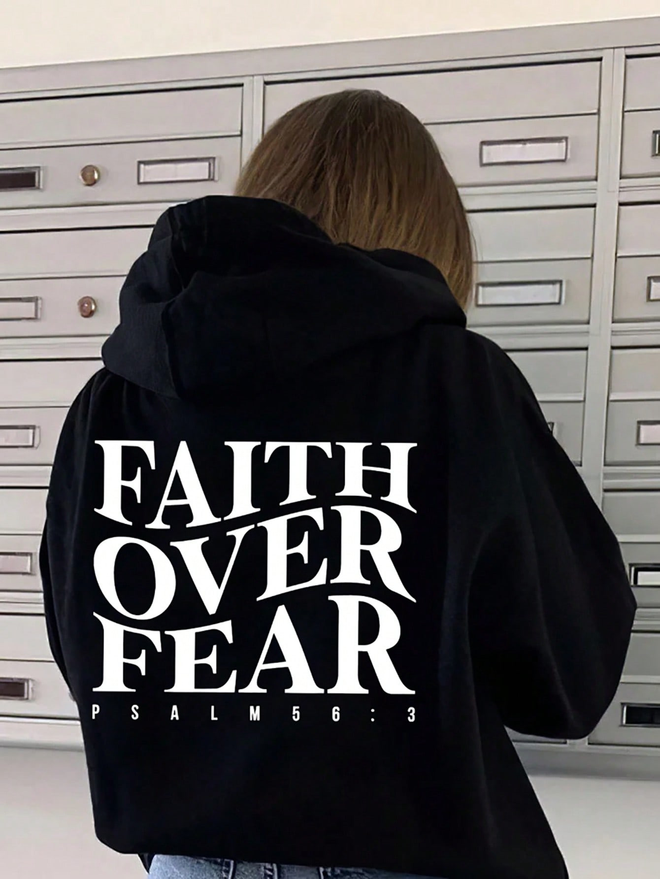 Letter Graphic Drop Shoulder Drawstring Thermal Lined Hoodie | SHEIN