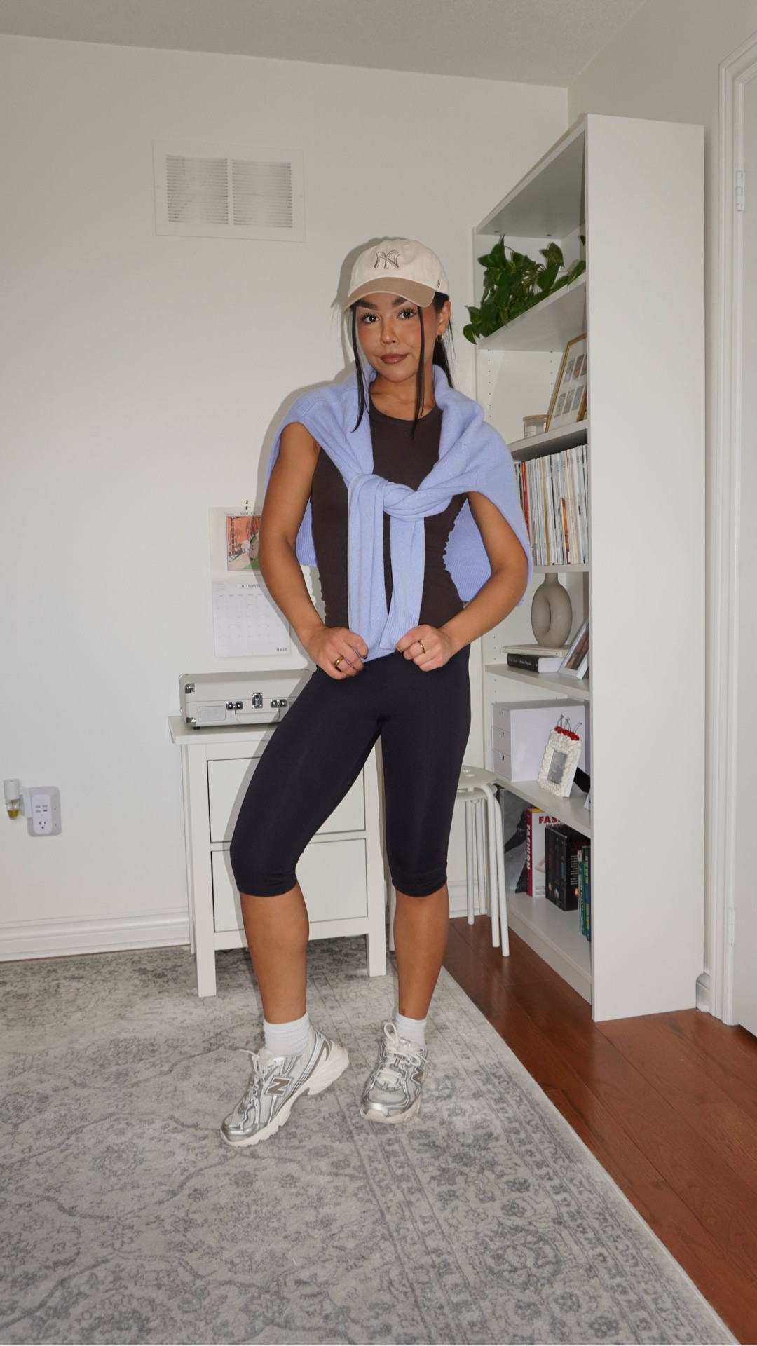 a pop of colour 🪺 #oversizedsweater

#LTKfall #LTKstyletip