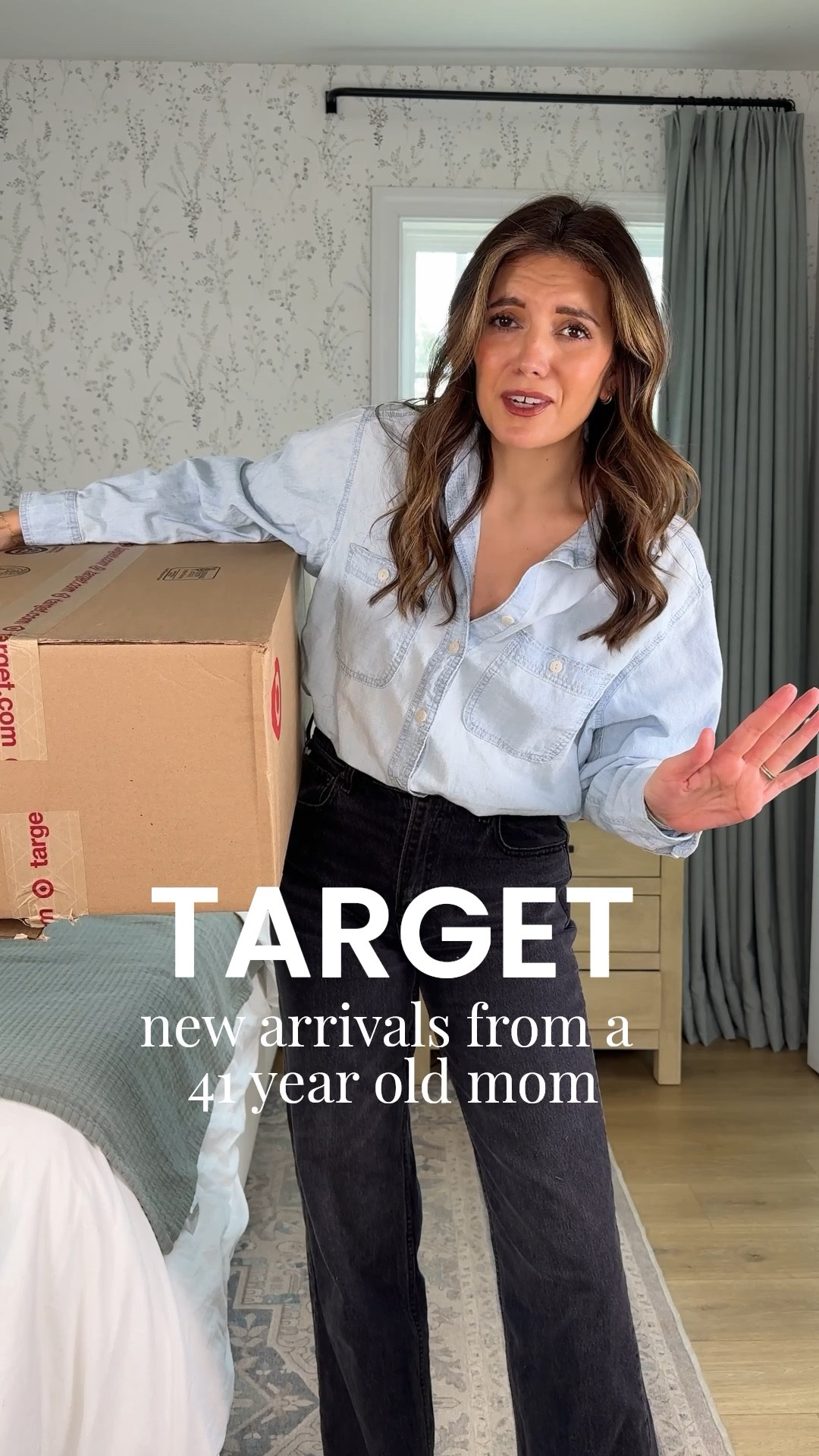 New target arrivals from a 41 year old mom of 2! I’m 5’7” in a size small in everything. Jeans in a size 0 tall (size down).

#LTKTall #LTKFindsUnder50 #LTKOver40