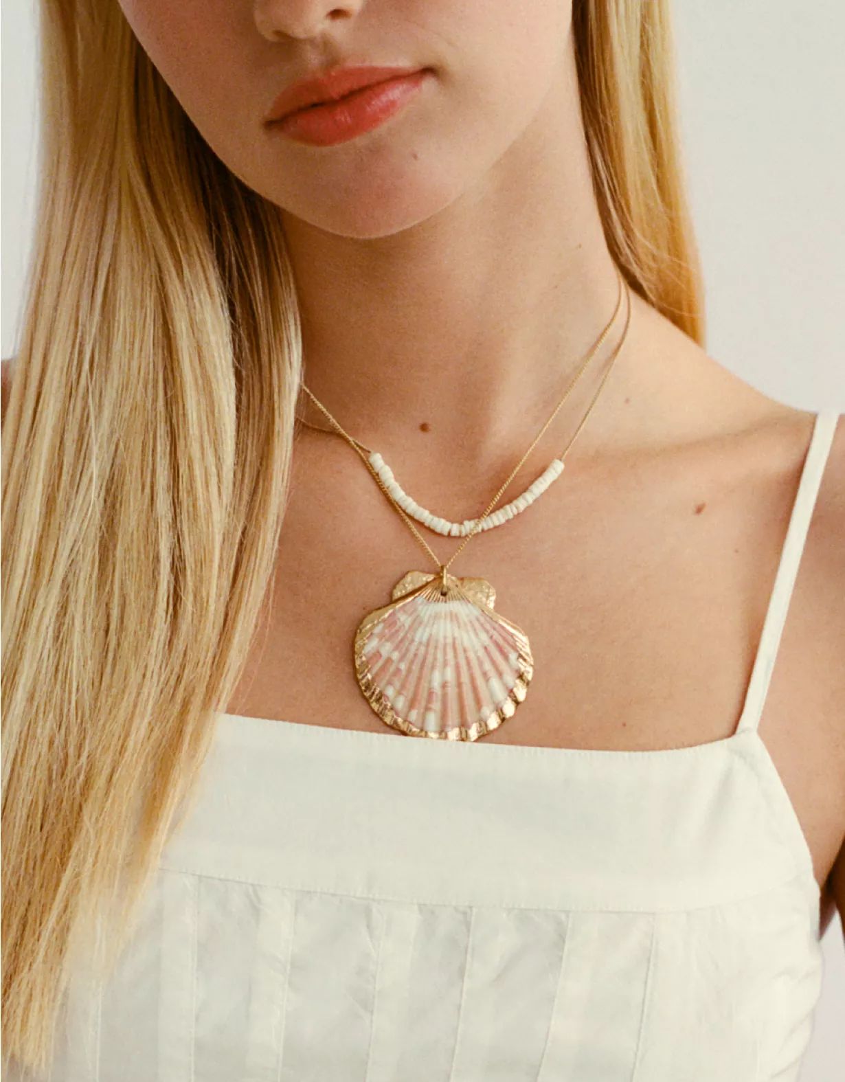 AEO Shell Necklace | American Eagle Outfitters (US & CA)
