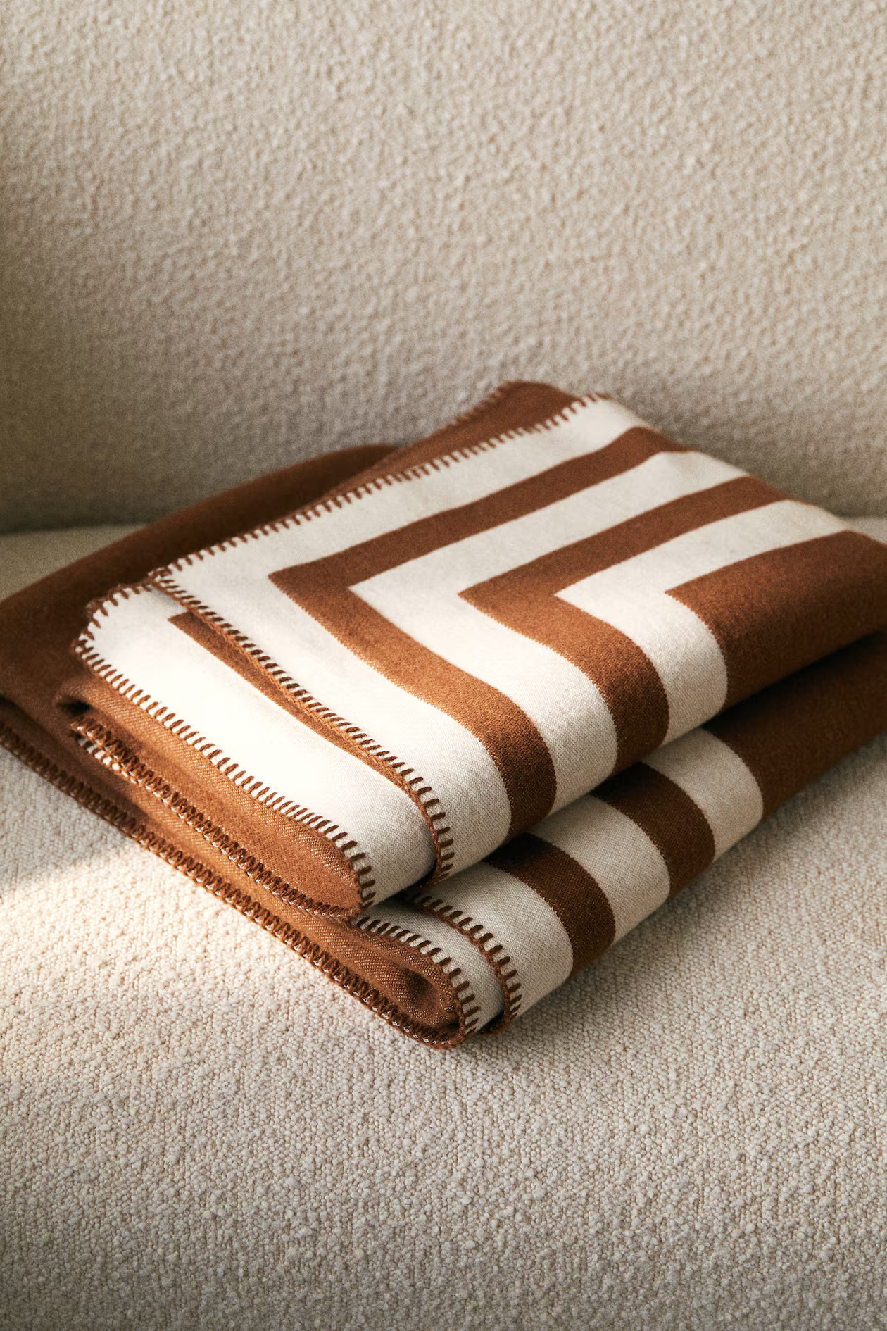 Wool-Blend Bedspread | H&M (US + CA)