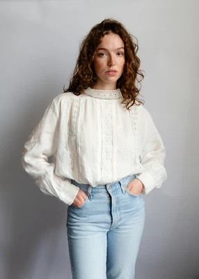 THE VICTORIA LINEN LACE BLOUSE | Second Stories