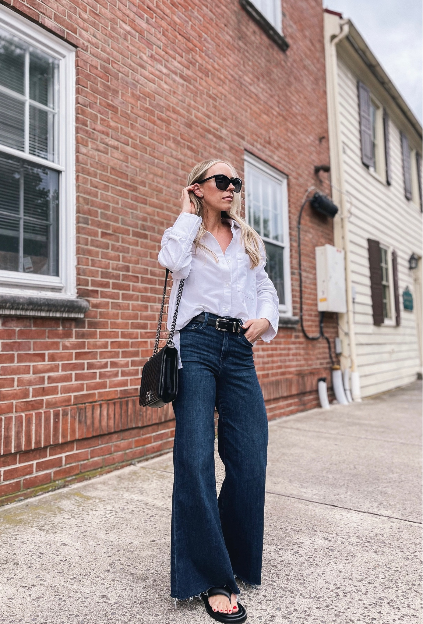 Nordstrom Anniversary Sale denim, FRAME denim, wide leg jeans, oversized white button down shirt, classic style, pre fall 

#LTKunder50 #LTKsalealert #LTKxNSale