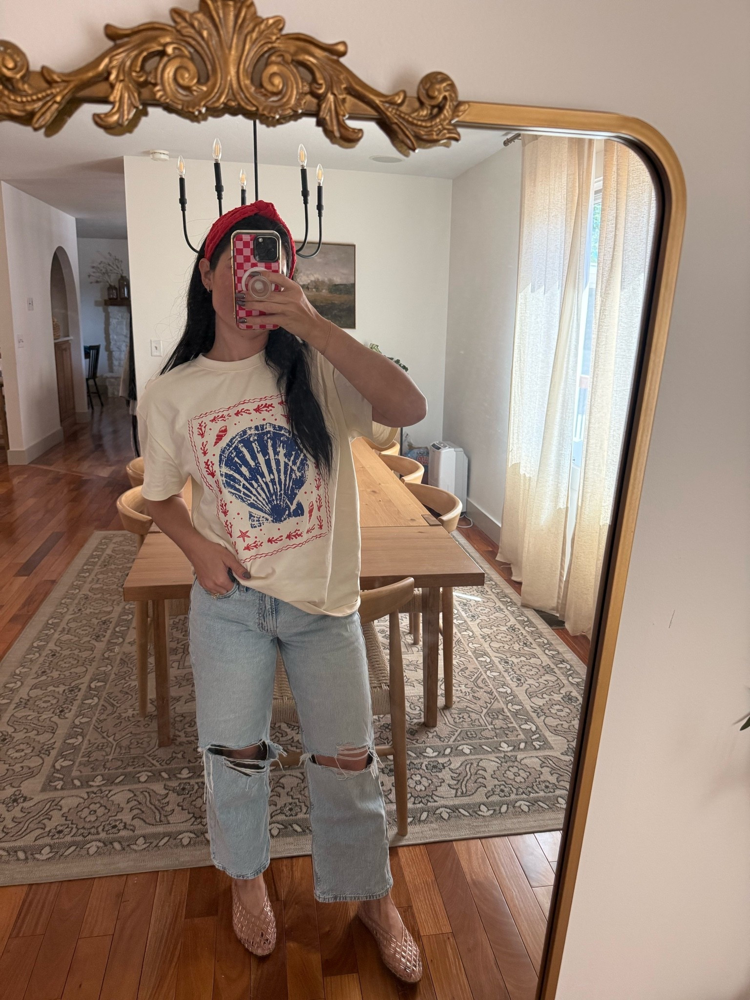 Ootd 😍

#LTKootd #LTKmomlife #LTKdayinmylife