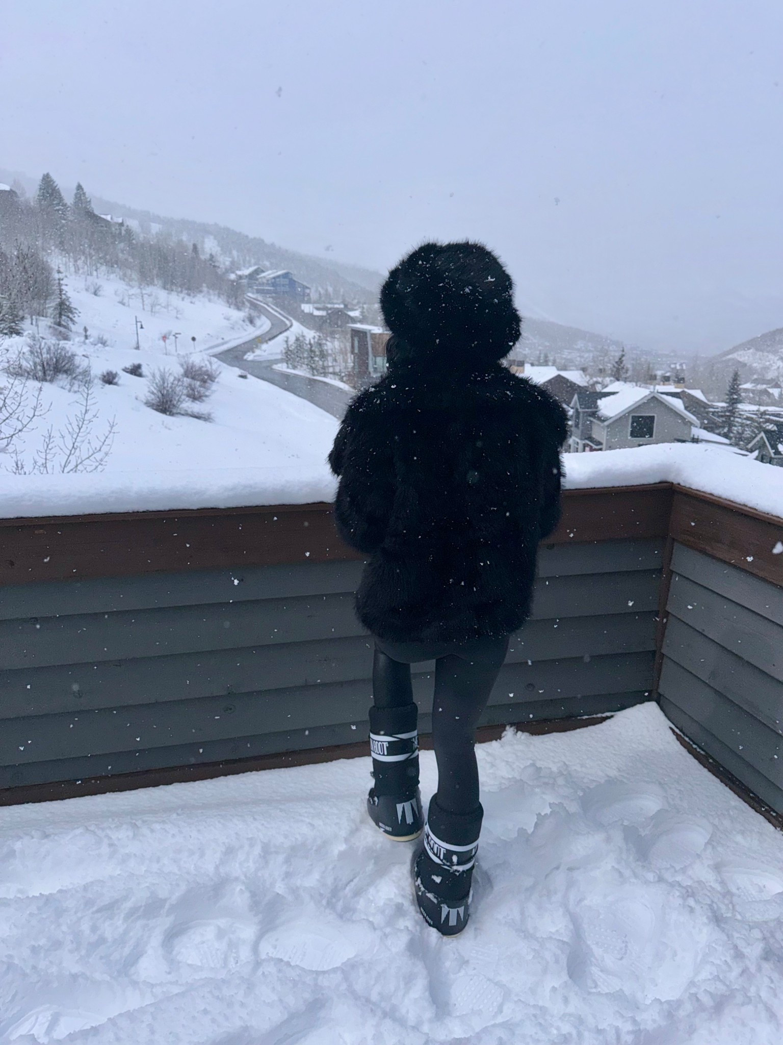 Apres ski attire 🎿❄️

#LTKSeasonal #LTKStyleTip #LTKTravel