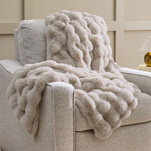 Better Homes & Gardens Leopard Faux Fur Oversized Couch Throw Blanket, Neutral, 50 x 72 in | Walmart (US)