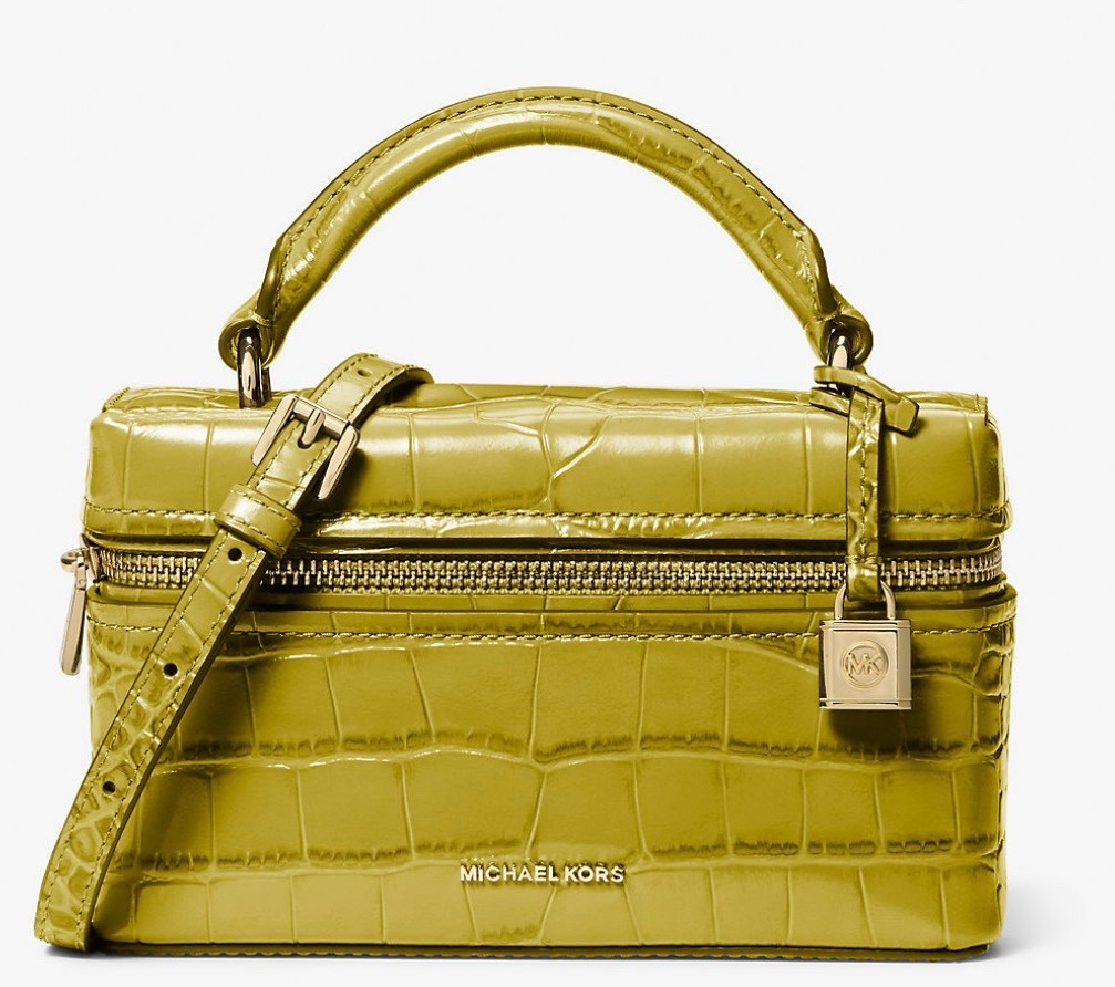 Kiwi fever 

#LTKStyleTip #LTKSeasonal #LTKGiftGuide