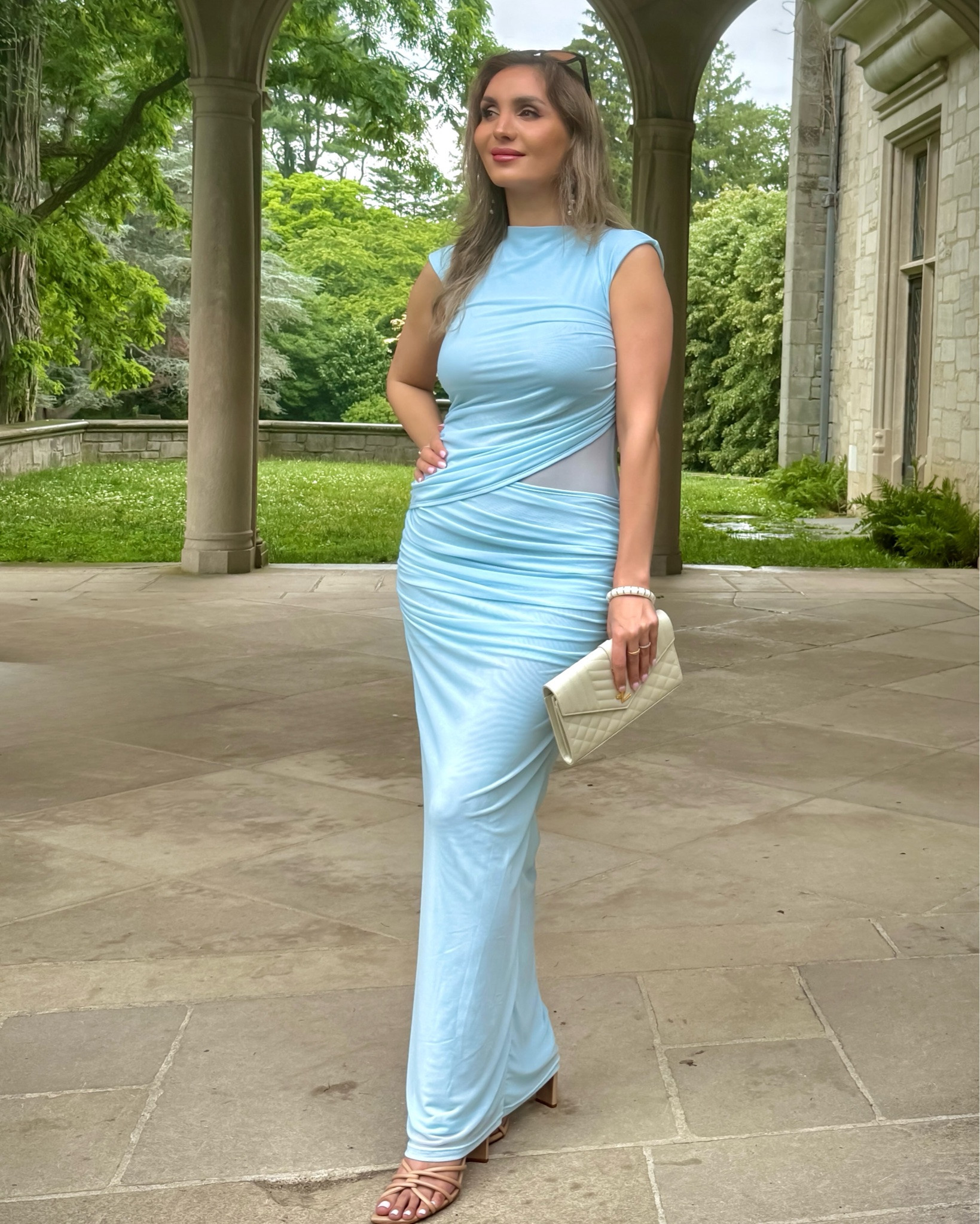 In my blue era. 💙

#quietluxurystyle #oldmoneystyle #elegantoutfits #luxurystyle #bluedress