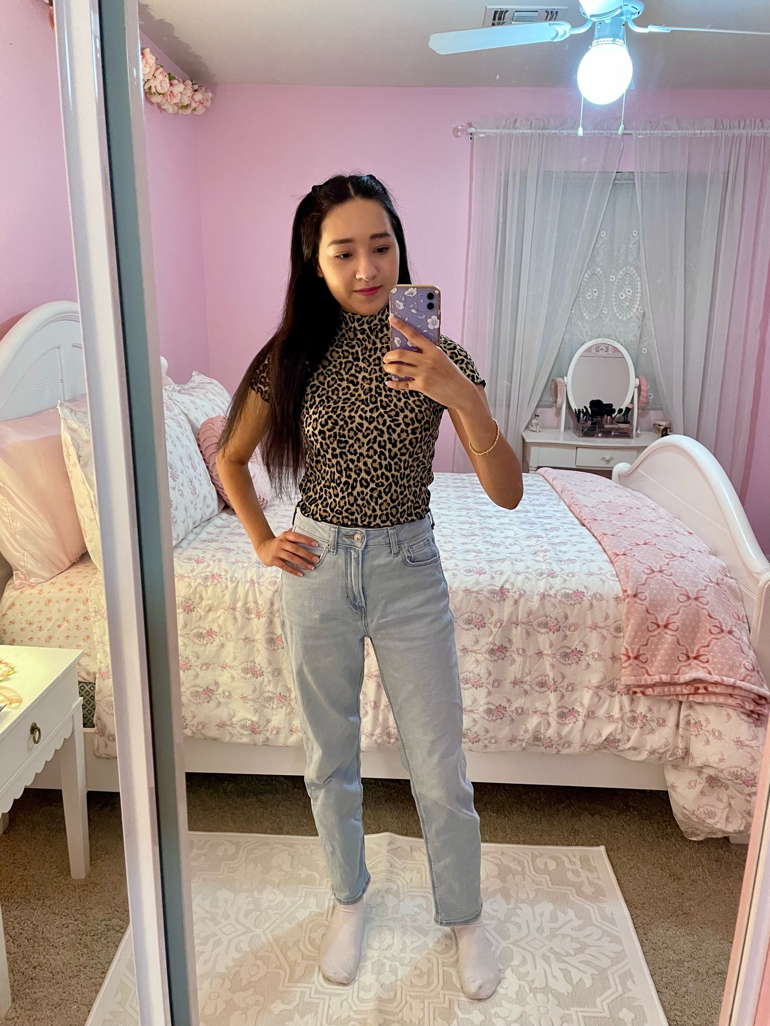 I love to style my mom jeans with long sleeve bodysuits or printed baby doll tops. 👼🏼

Jeans wearing size 25/0

#LTKGiftGuide #LTKSeasonal #LTKStyleTip