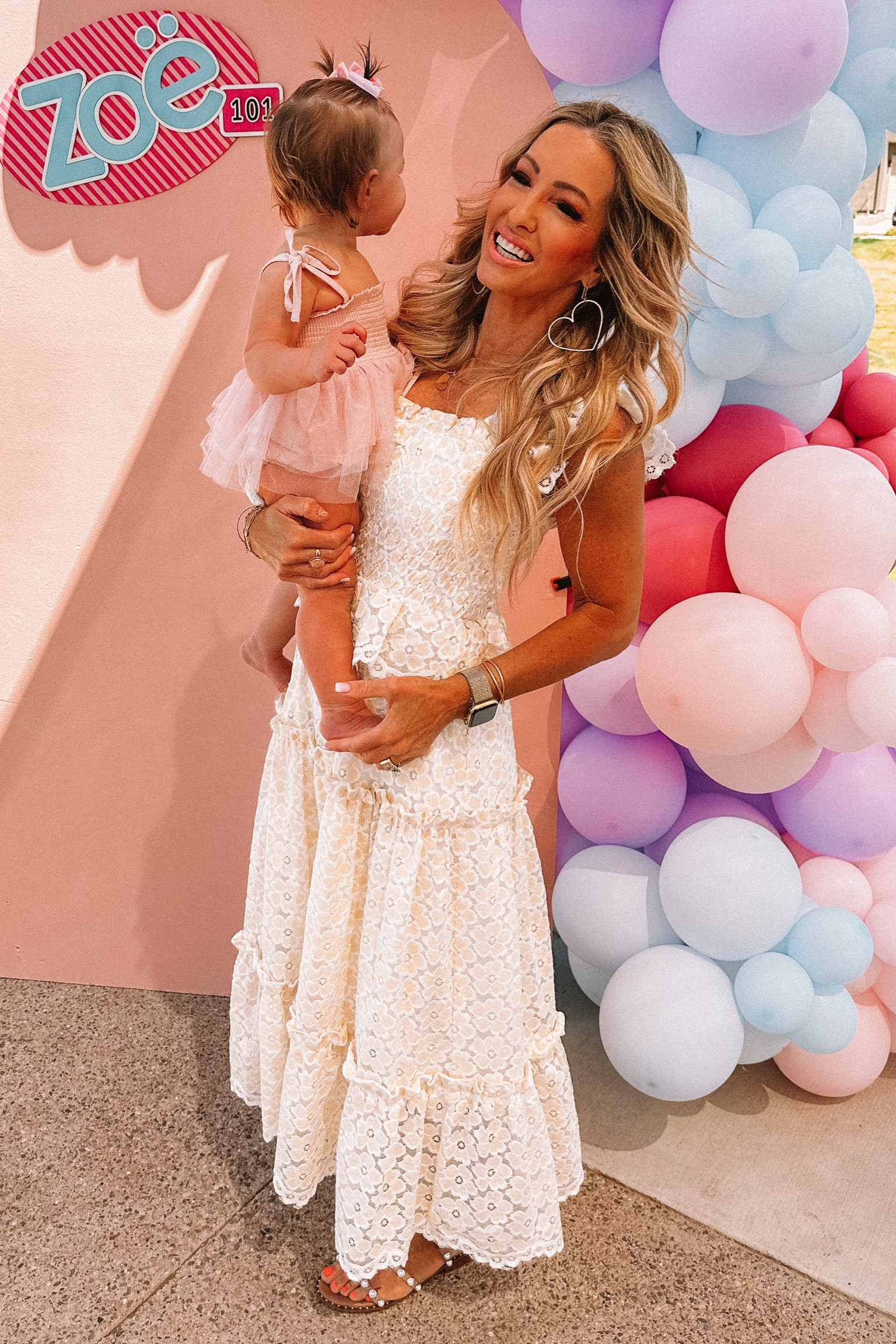 Don't miss the Friends & Family Sale happening now! 🌸
Celebrate spring with 25% off sitewide! #myrpdress 

#LTKSeasonal #LTKsalealert #LTKstyletip