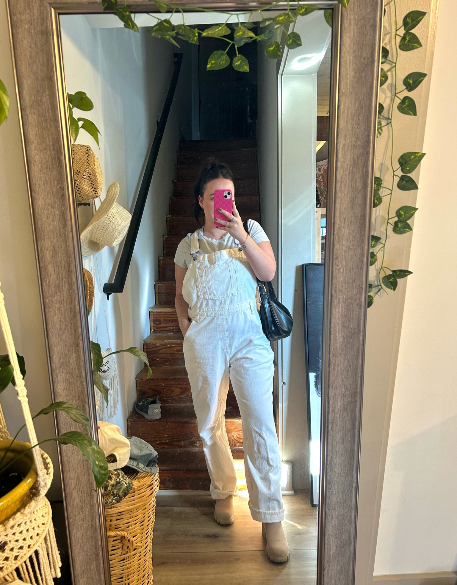 Saturday ootd. These overalls are so comfy and flattering!!

#LTKMidsize #LTKSaleAlert #LTKFindsUnder100