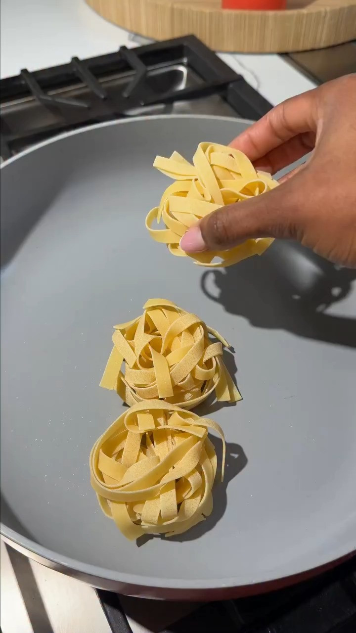 One Pot Pasta has a place in my heart forever ♾️

Listen, it's not a secret what my favorite cookware is... and all the greats are listed below. Scroll to shop!  

 #LTKmomlife #LTKfoodie #LTKHome