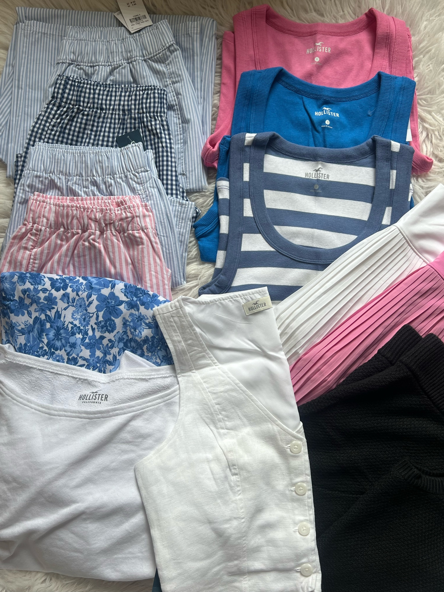 recent Hollister order! 


#LTKU #LTKfindsunder50 #LTKstyletip