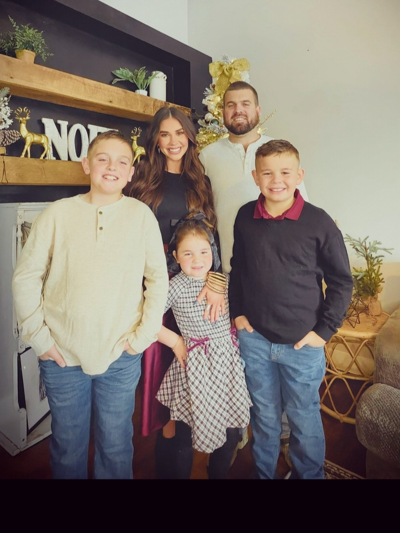 Merry Christmas everyone! 

#LTKHoliday #LTKGiftGuide #LTKootd