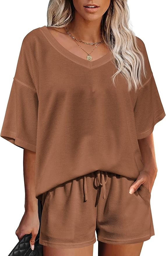 Ekouaer Womens 2 Piece Short Sleeve Waffle Knit V Neck Off Shoulder Casual Loose Fit Sweatsuit Ou... | Amazon (US)