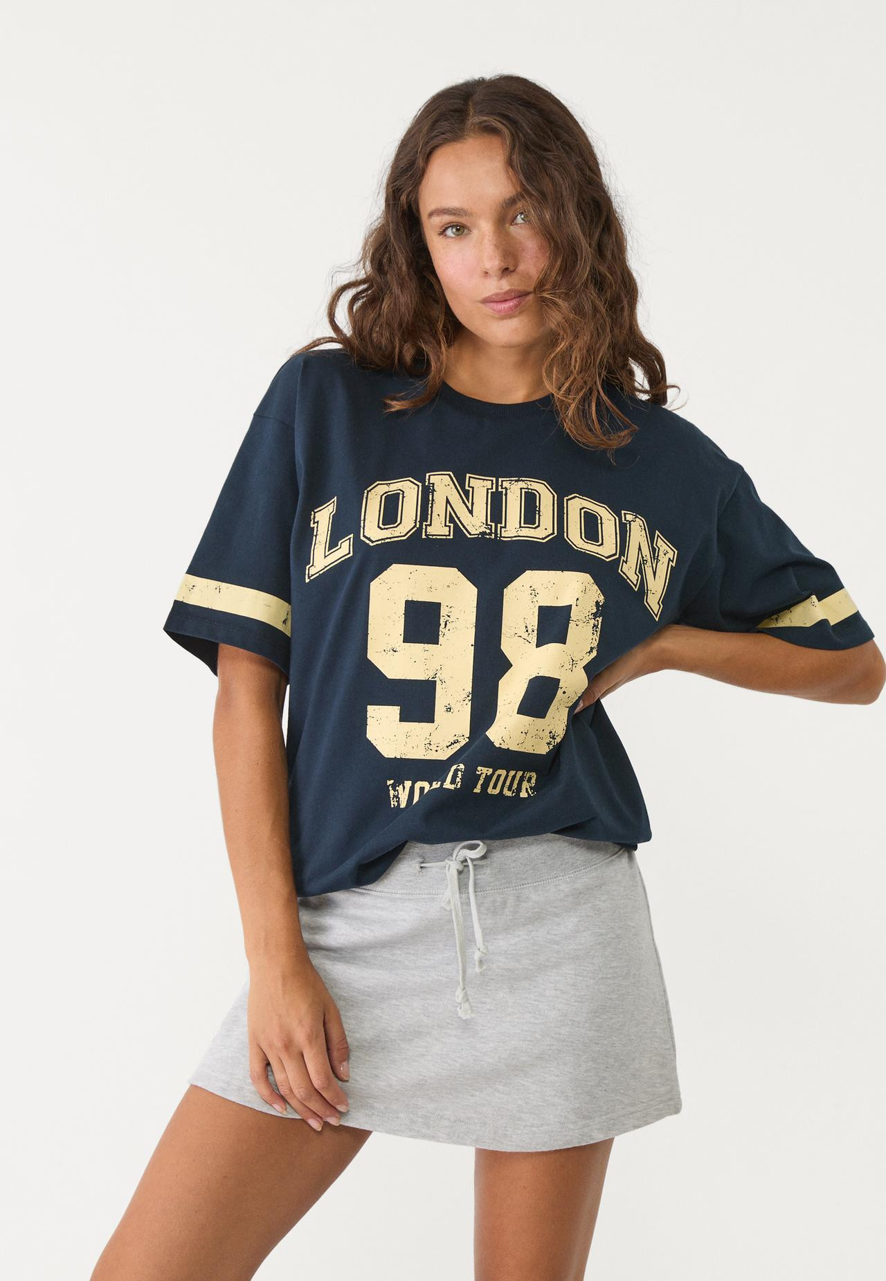 Oversized T-shirt London | Stradivarius (NL)