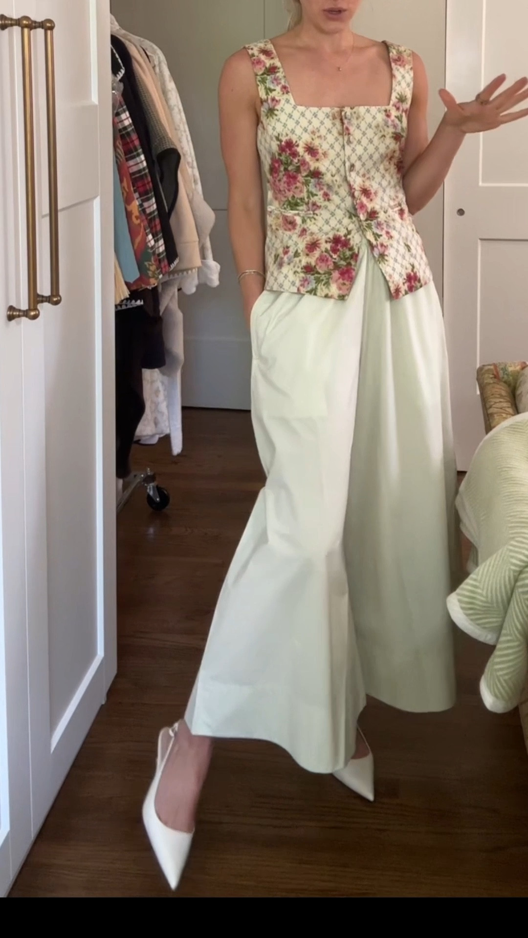 We love a feminine outfit that isn’t a dress!