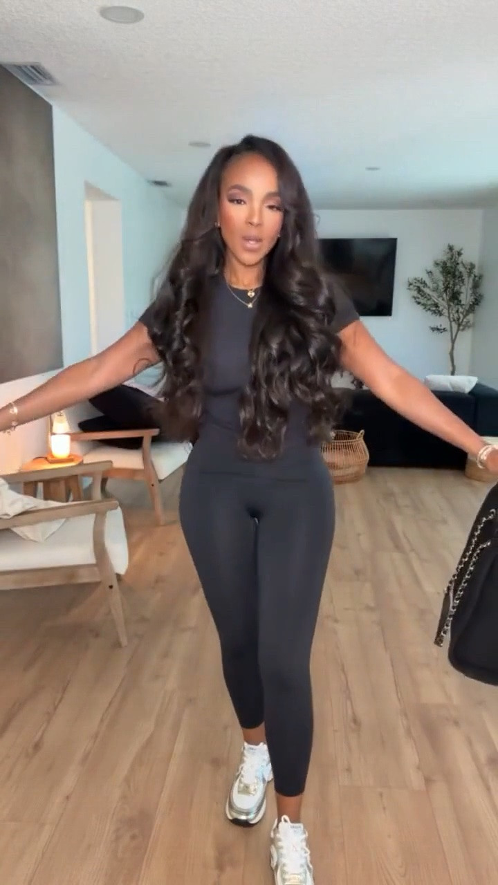 THE LEGGINGS THAT DO IT ALL 🖤

These SPANX leggings are the definition of throw on & go. Snatched, flattering and easy to dress up or down — sneakers for errands, a blazer for brunch, or boots for an elevated everyday look.

SPANX leggings, black leggings outfit, everyday athleisure, flattering leggings, casual chic outfit

Wearing: Size Small | 5’4” | 140 lbs | 34D-27-40

📲 Download the FREE LTK app & follow me (@kirasfashionfinds) to shop all my daily finds.

#LTKPetite #LTKActive