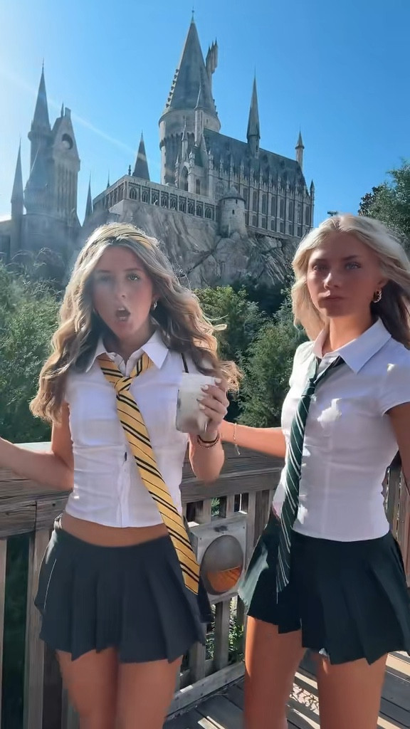 harry potter world outfits!

#LTKFestival #LTKootd #LTKgrwm