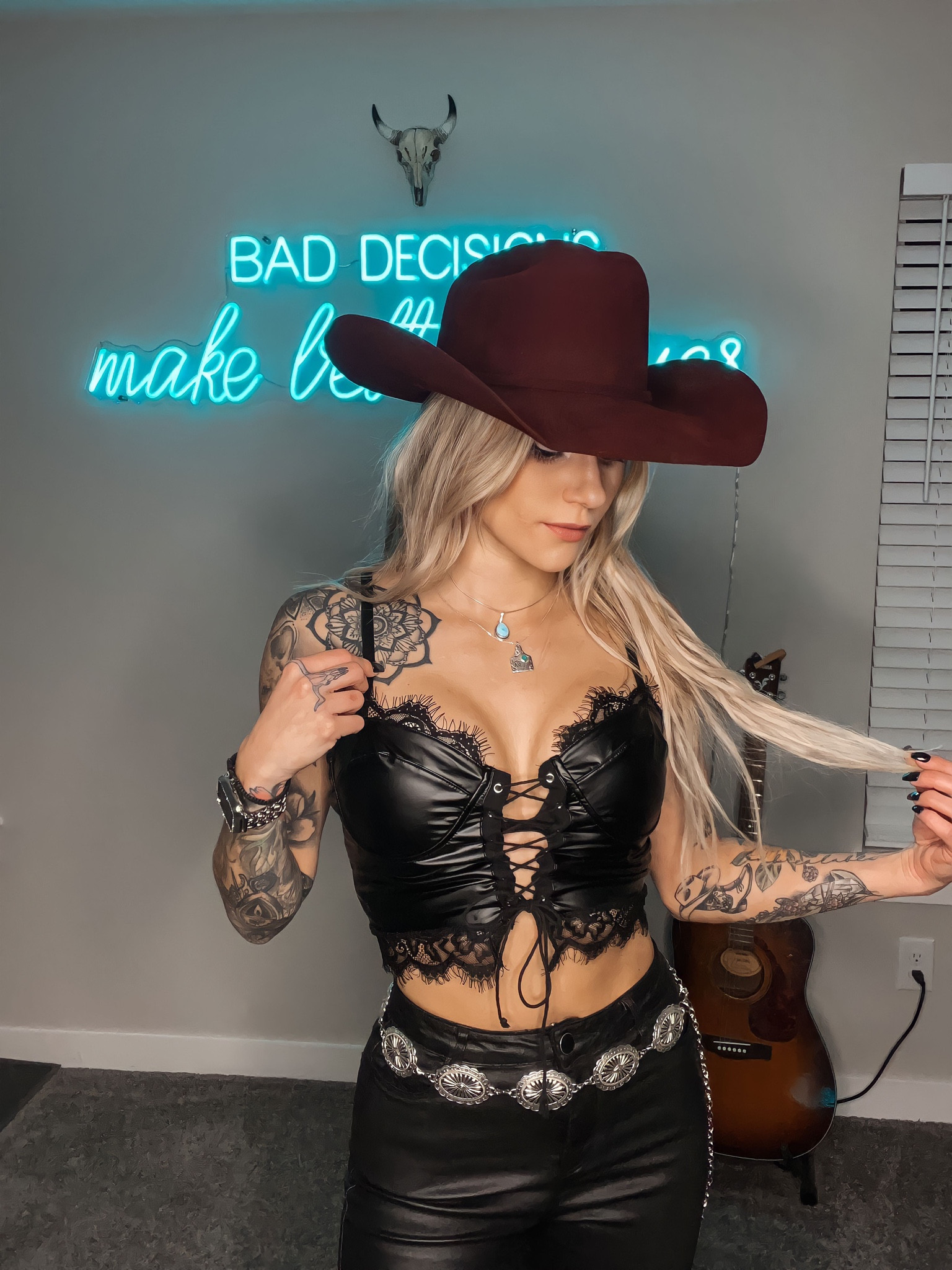 Edgy, but make it Western 

#LTKitbag #LTKunder100 #LTKfit