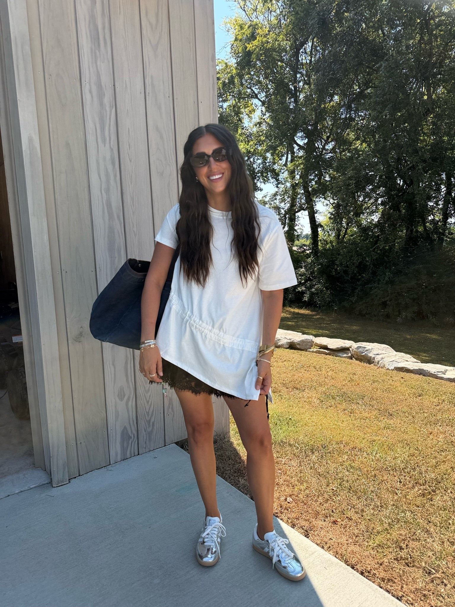 Top: medium 
Shorts: large 

Dressupbuttercup.com #dressupbuttercup #dederaad

#LTKootd #LTKmomlife #LTKSeasonal