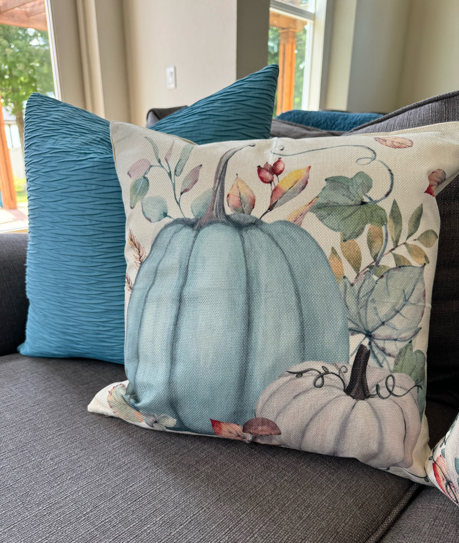 Fall Decor 🍂

#LTKHome #LTKSeasonal