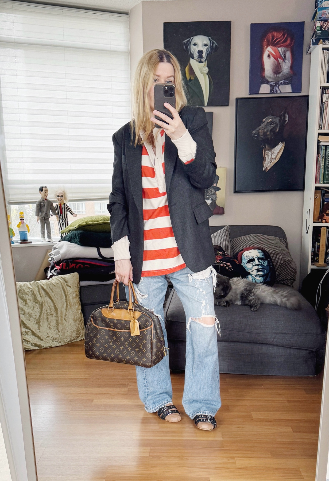 Still one day behind. From yesterday. 
Everything but the oversized Henley is preloved/vintage. 



#LTKOver40 #LTKSeasonal #LTKootd