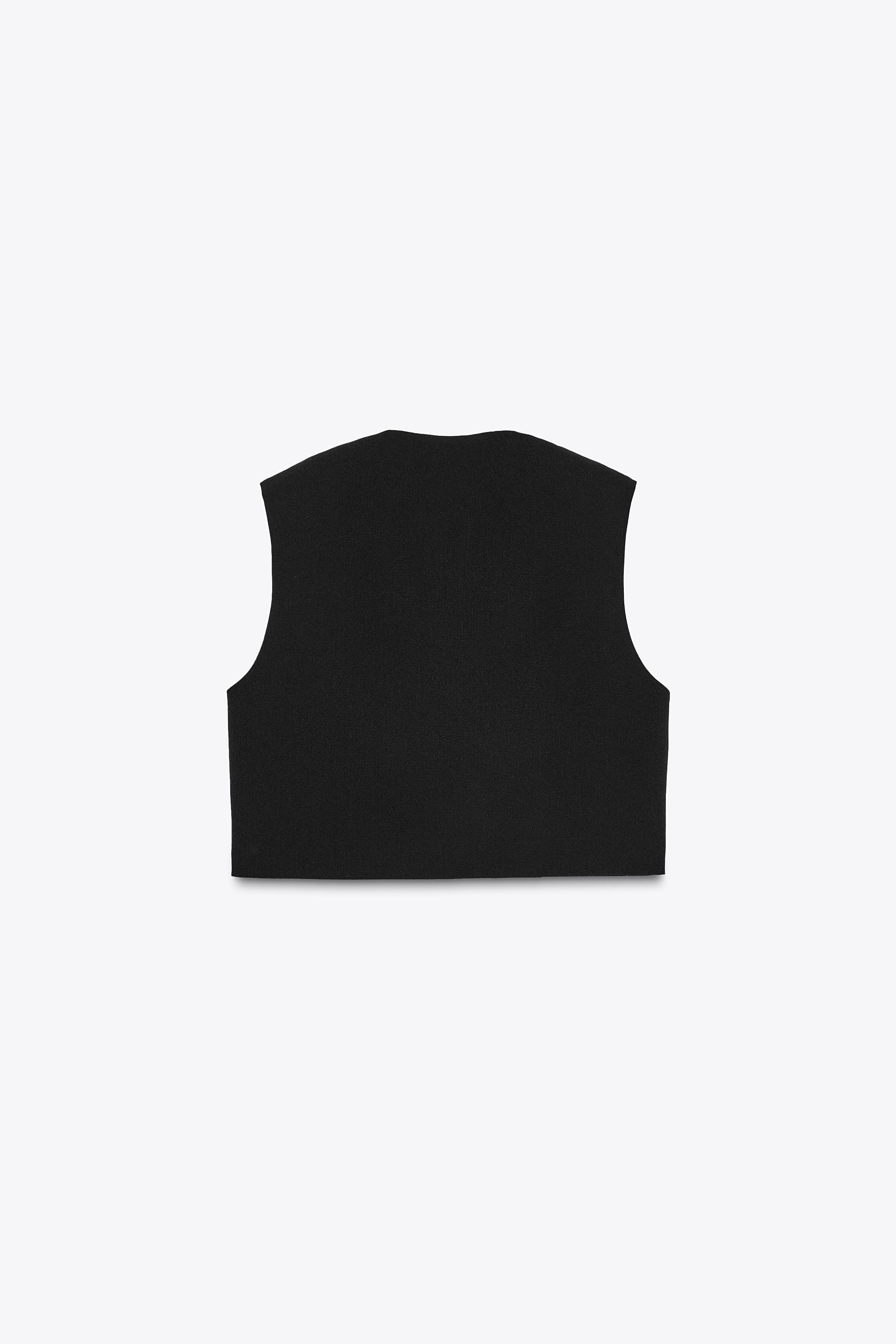SHORT VEST WITH METAL CLASP | Zara US