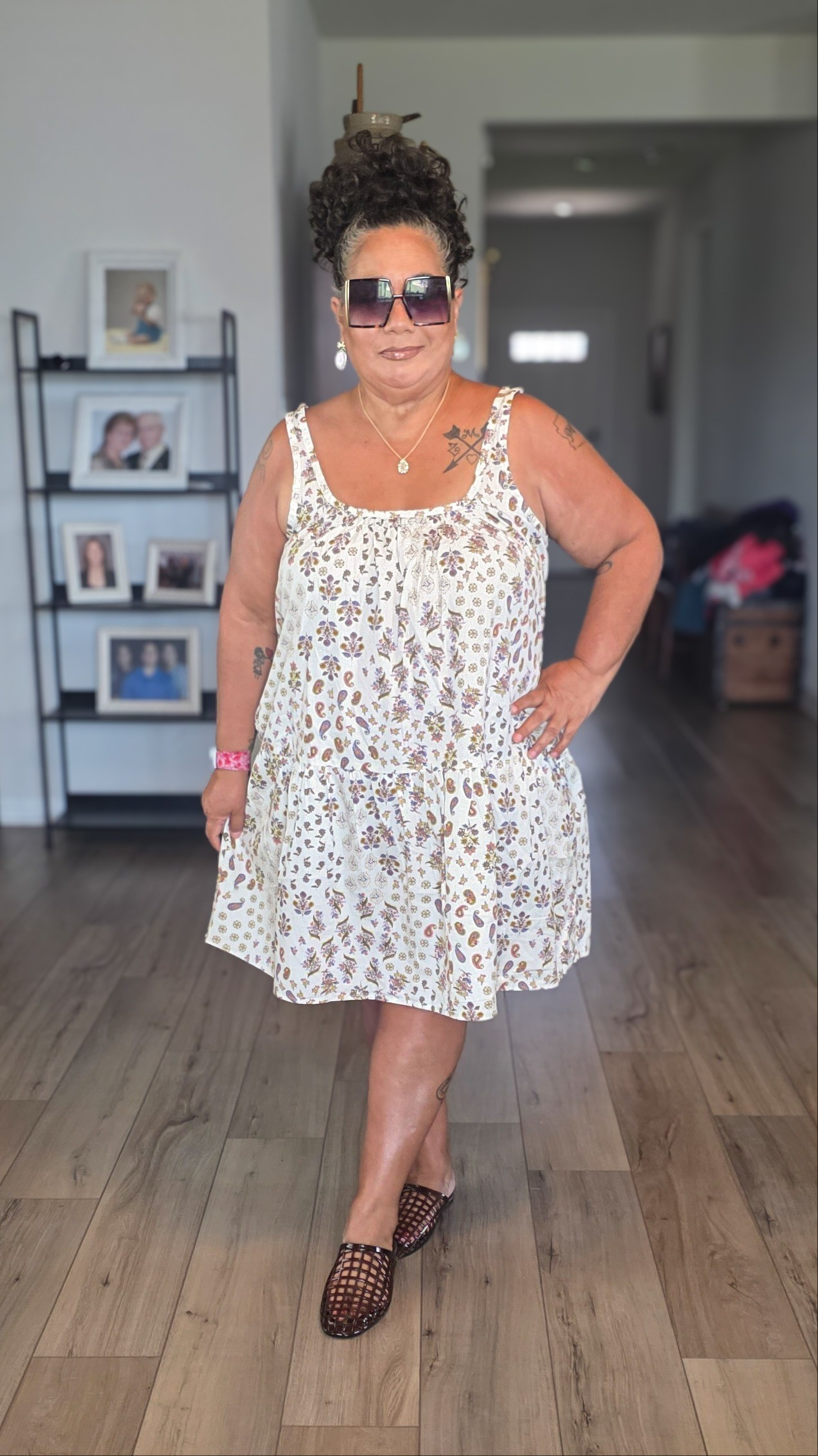 Old Navy Dress.  Tried a xxl but it was to big under the arms.  This is a xl and it fits good.  I fell it ran big in the chest area for me

#LTKPlusSize #LTKMidsize #LTKOver40