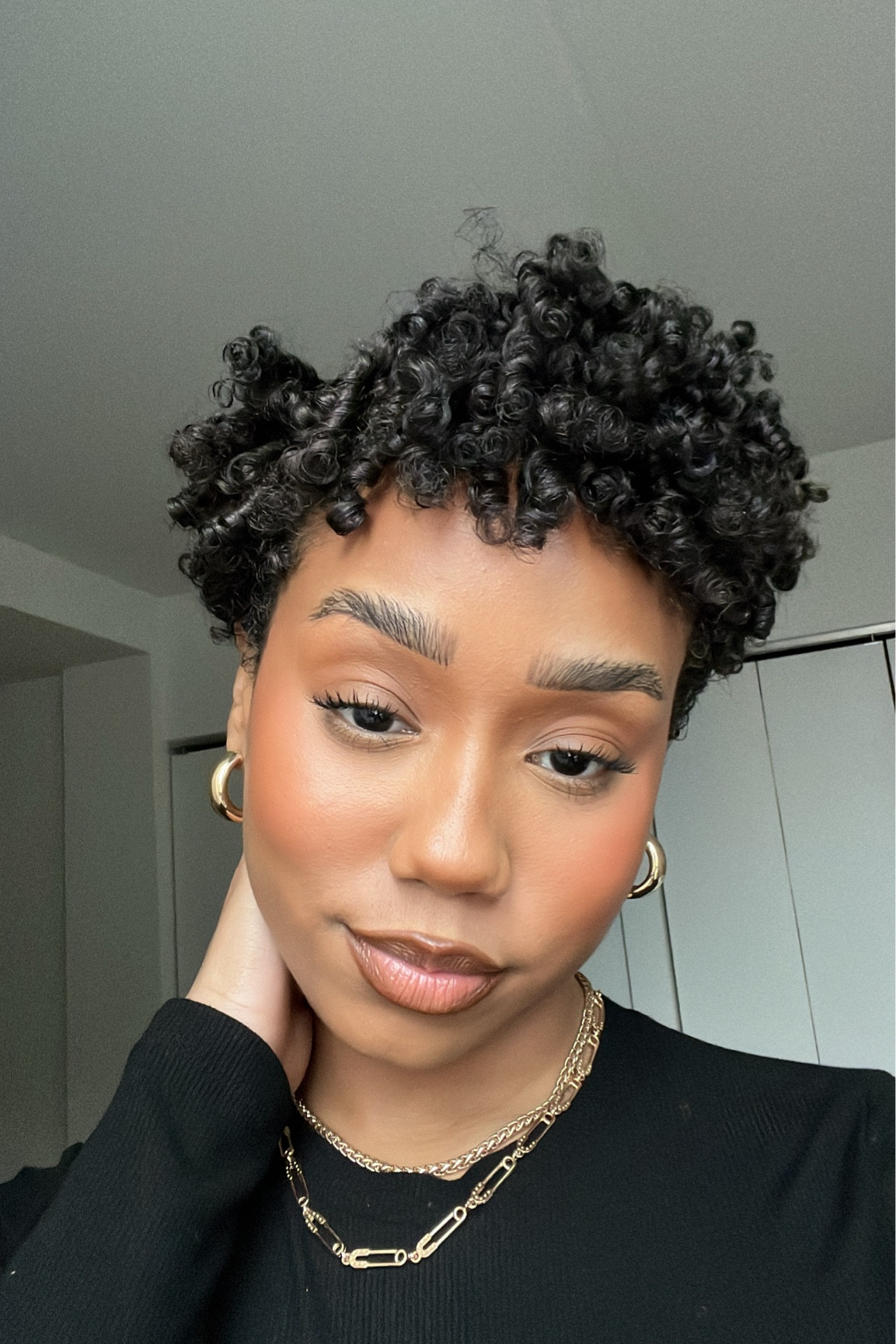 Don’t we love a dewy soft glam look ? 😍 trying the new Covergirl Ageless Essence Foundation & I am OBSESSED. 

#LTKSeasonal #LTKbeauty #LTKSpringSale