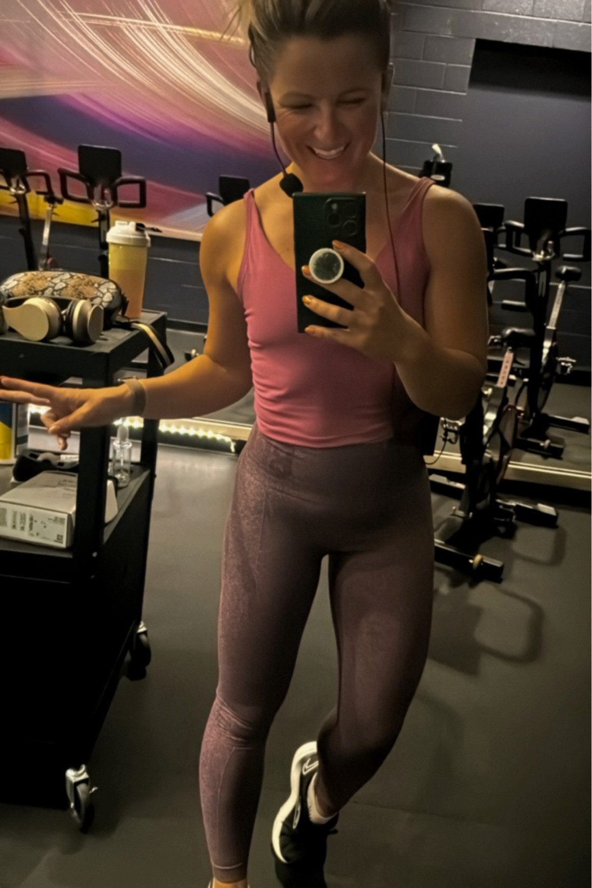 These leggings and sports top I’m my favorite go too!! 

#LTKFitness #LTKSaleAlert #LTKActive