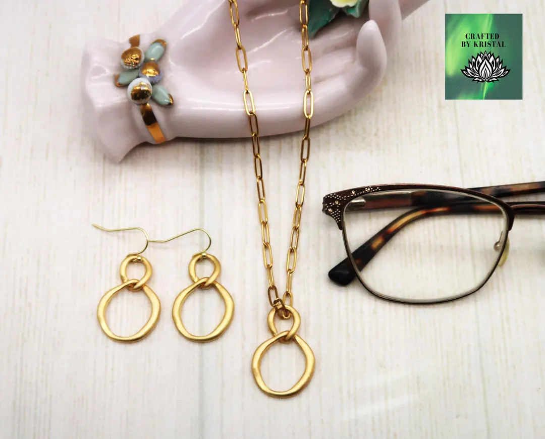 Eyeglasses Chain in Gold Paperclip, Perfect Layering Link Necklace, Eyeglass Loop, Gold Eye Chain... | Etsy (US)