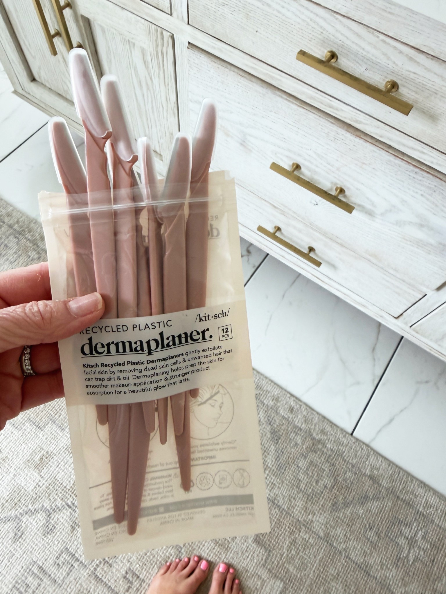 Dermaplaner 

#LTKOver40 #LTKBeauty