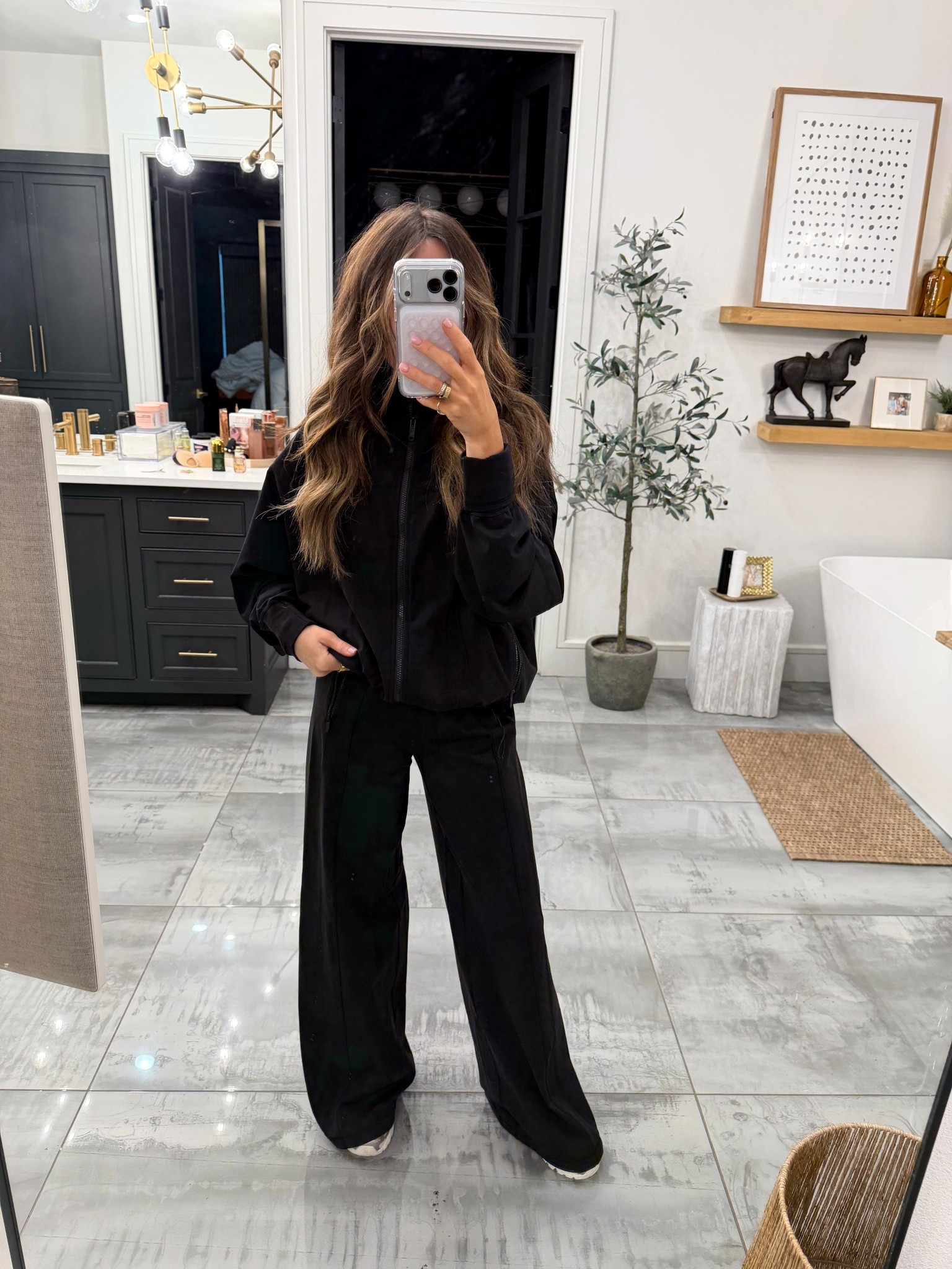 Tennis mom outfit. Wearing my favorite new pants and black today, I’m in size extra small. Linked similar jacket options.