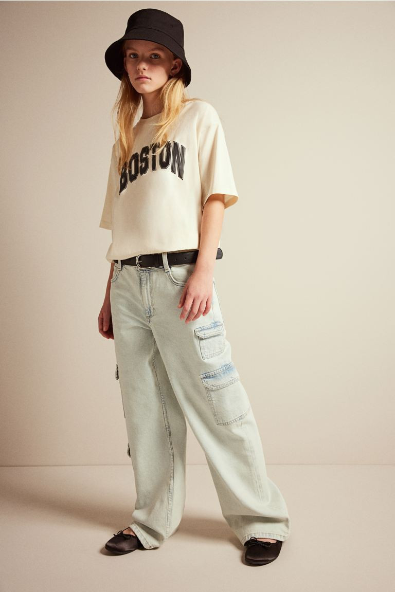 Loose Fit Wide Leg Cargo Jeans - Light denim blue - Kids | H&M US | H&M (US + CA)