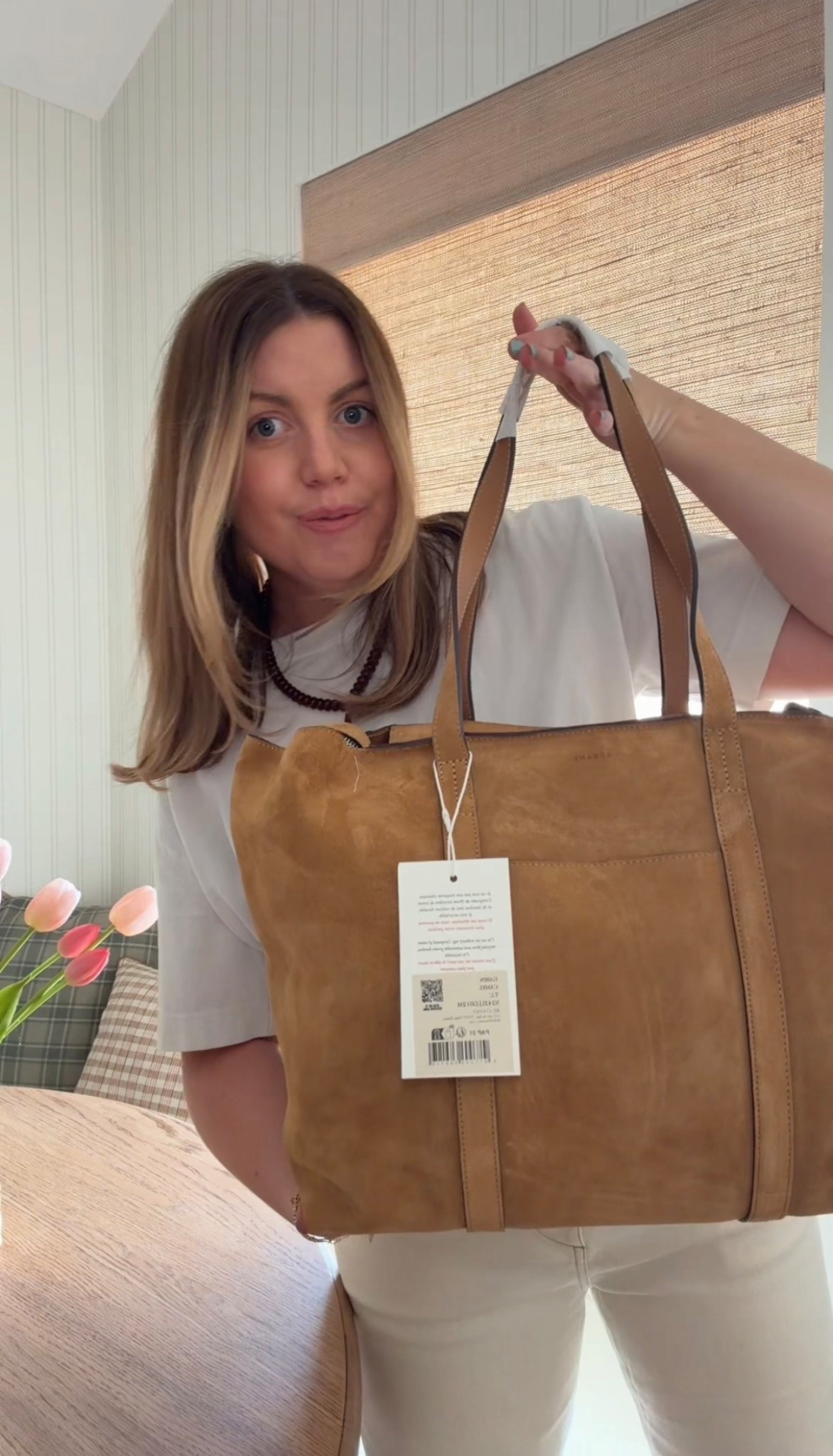 Truly have never owned something so nice and I love it!! Will def be using a protector on it beforehand. Sezane Gabin bag in camel  

#LTKootd #LTKWorkwear