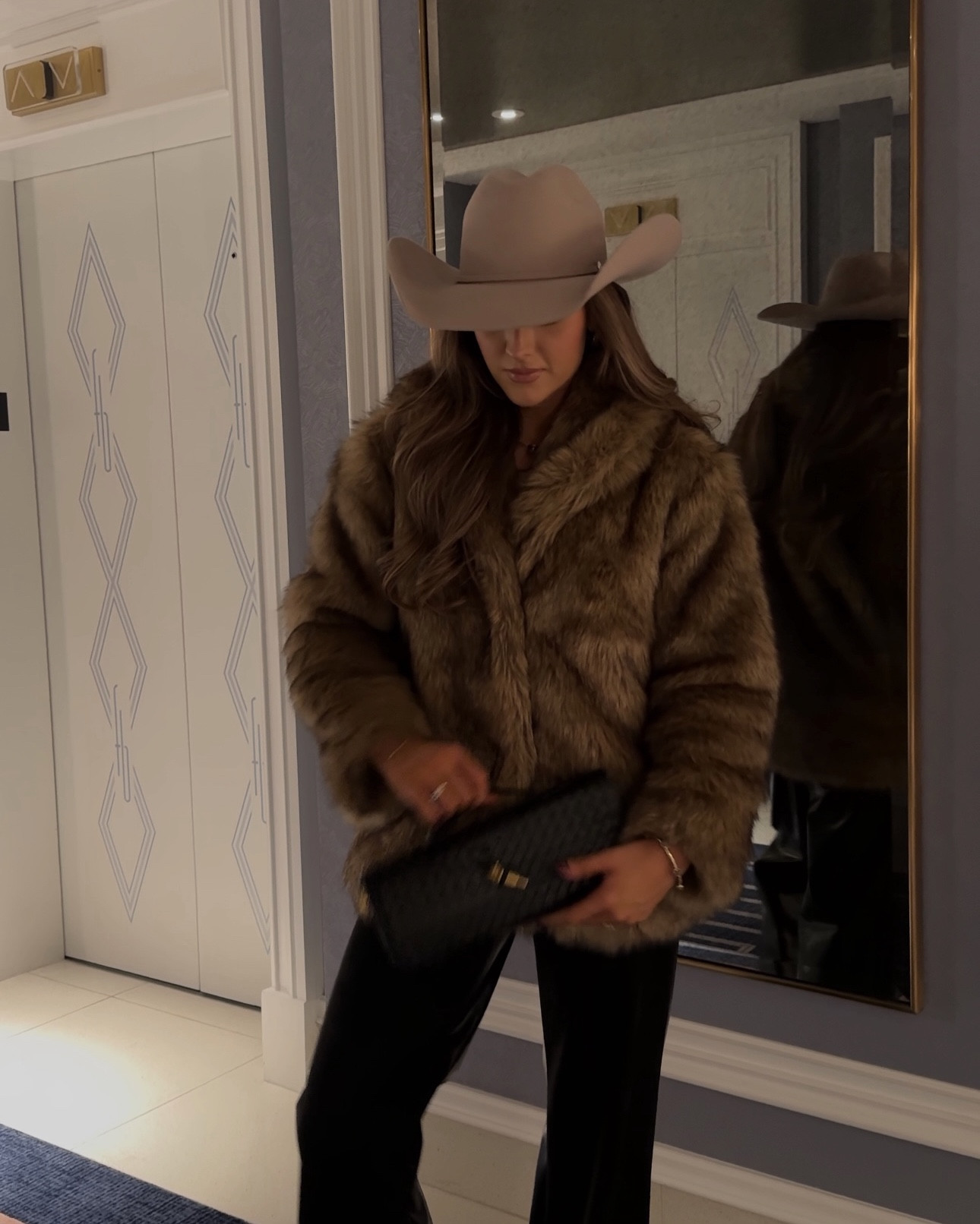 This. Coat. Would you believe it’s from Abercrombie? Mine is an older version of this coat from last winter… Linked this year’s available version.

#LTKootd #LTKHoliday #LTKSeasonal