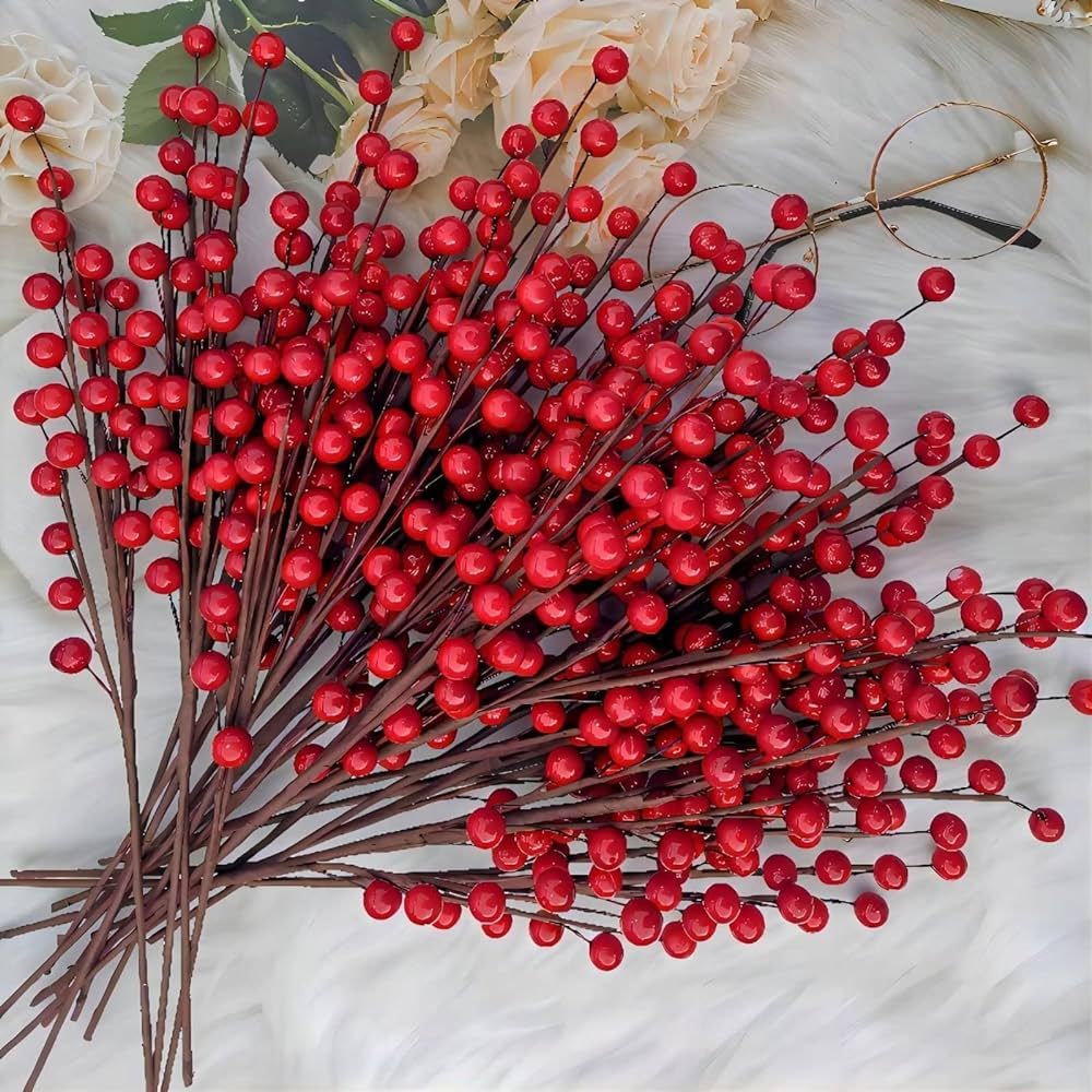 wikdey Red Holly Berry Stems for Christmas Tree,Total of 600 Red Berries,13.8in 24Pack Berry Stem... | Amazon (US)