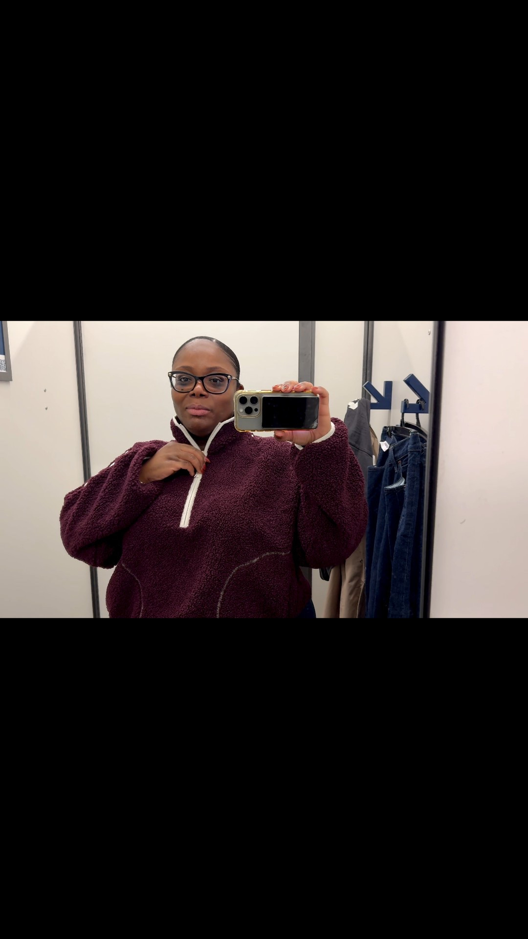 Cozy season in full effect 🍂 Wearing my favorite Old Navy Sherpa in Deep Sepia… soft, warm, and effortlessly cute.

#LTKSeasonal #LTKActive