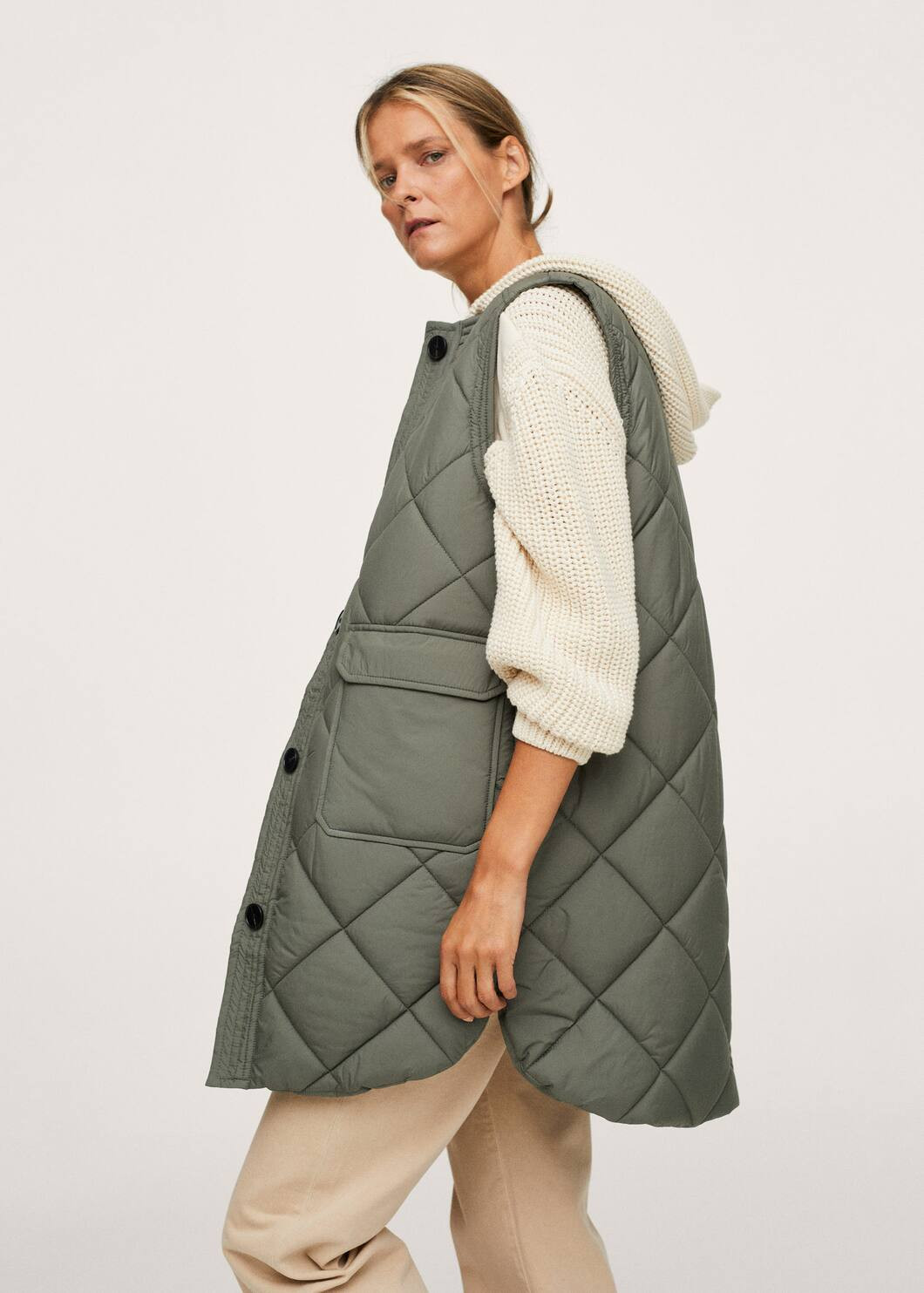 Buttoned quilted vest | MANGO (US)