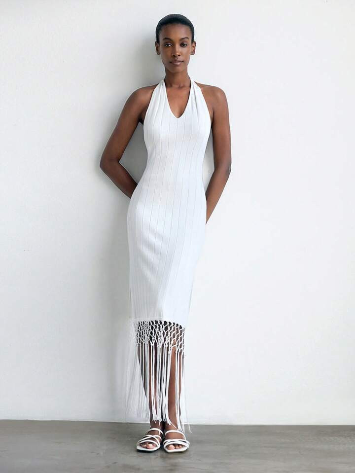 Maija Women's Ivory V-Neck Fringed Pendant Hem Spring&Summer Bohemian Chic Holiday Romantic Comfortable Fitted V-Neck Tie-Up Sleeveless Fringe Hem Design Maxi Knitted Dress | SHEIN