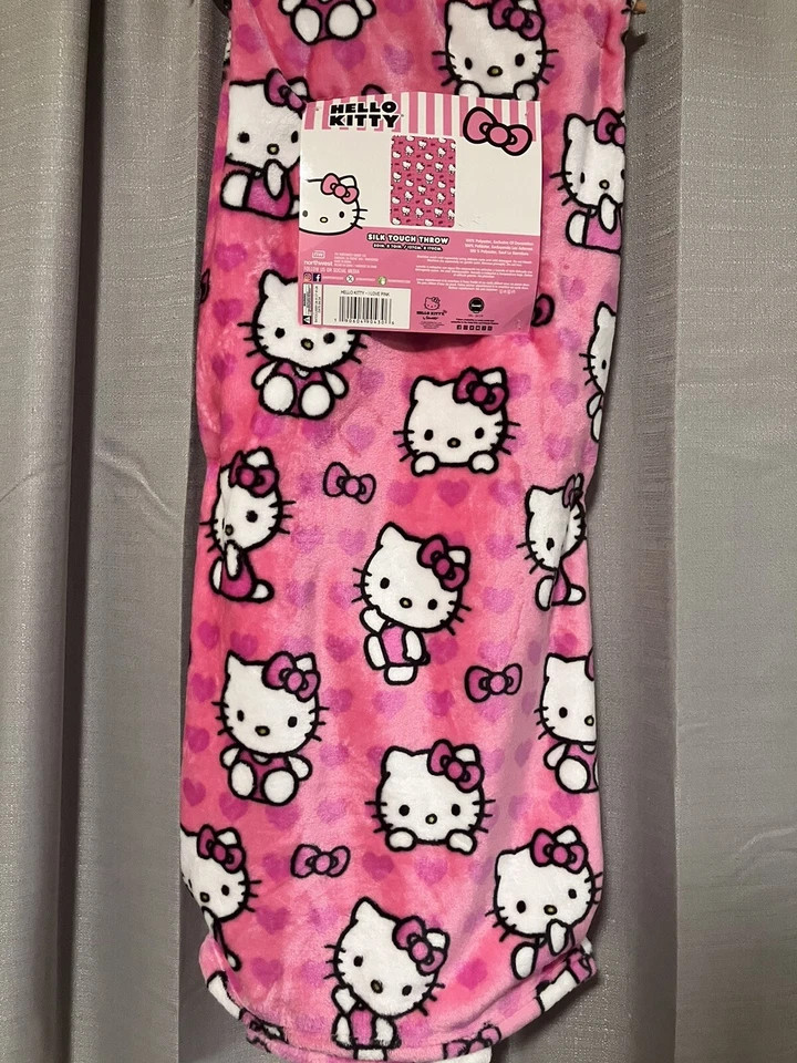 ✅ Hello Kitty I Love Pink Silk Touch Throw 50x70 Pink Hearts | NWT | | eBay US