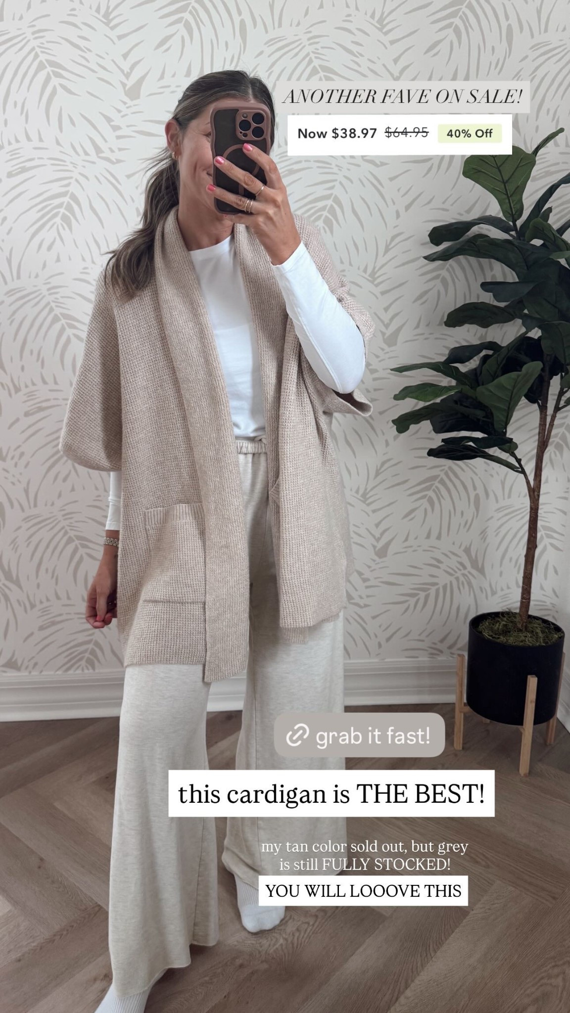 XS. 
this cardigan is THE BEST! my tan color sold out, but grey is still FULLY STOCKED! YOU WILL LOOOVE THIS ANOTHER FAVE ON SALE!