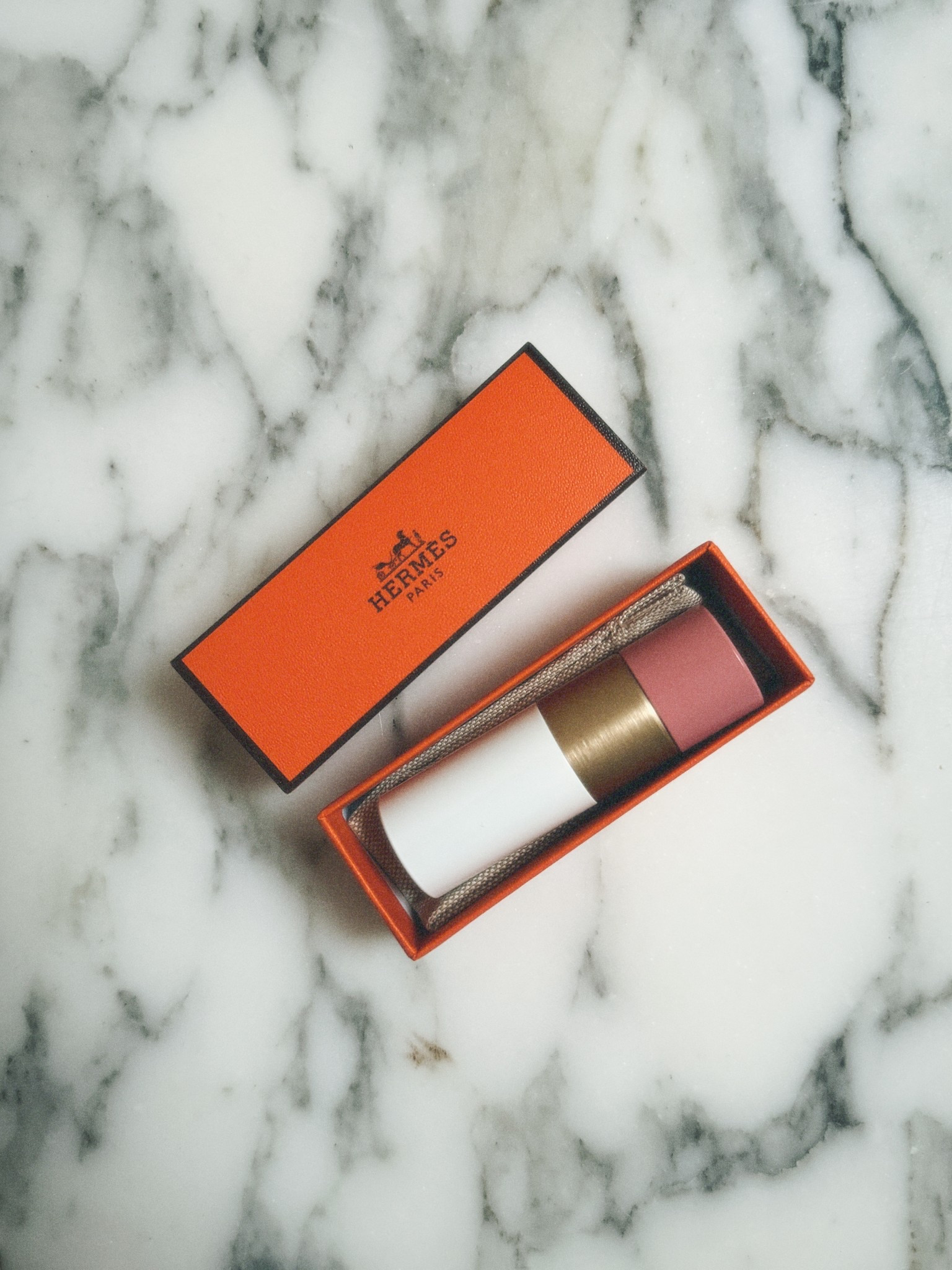 orange boxes  <3 #hermes #hermesbeauty #orangebox 

#LTKselfcare #LTKBeauty