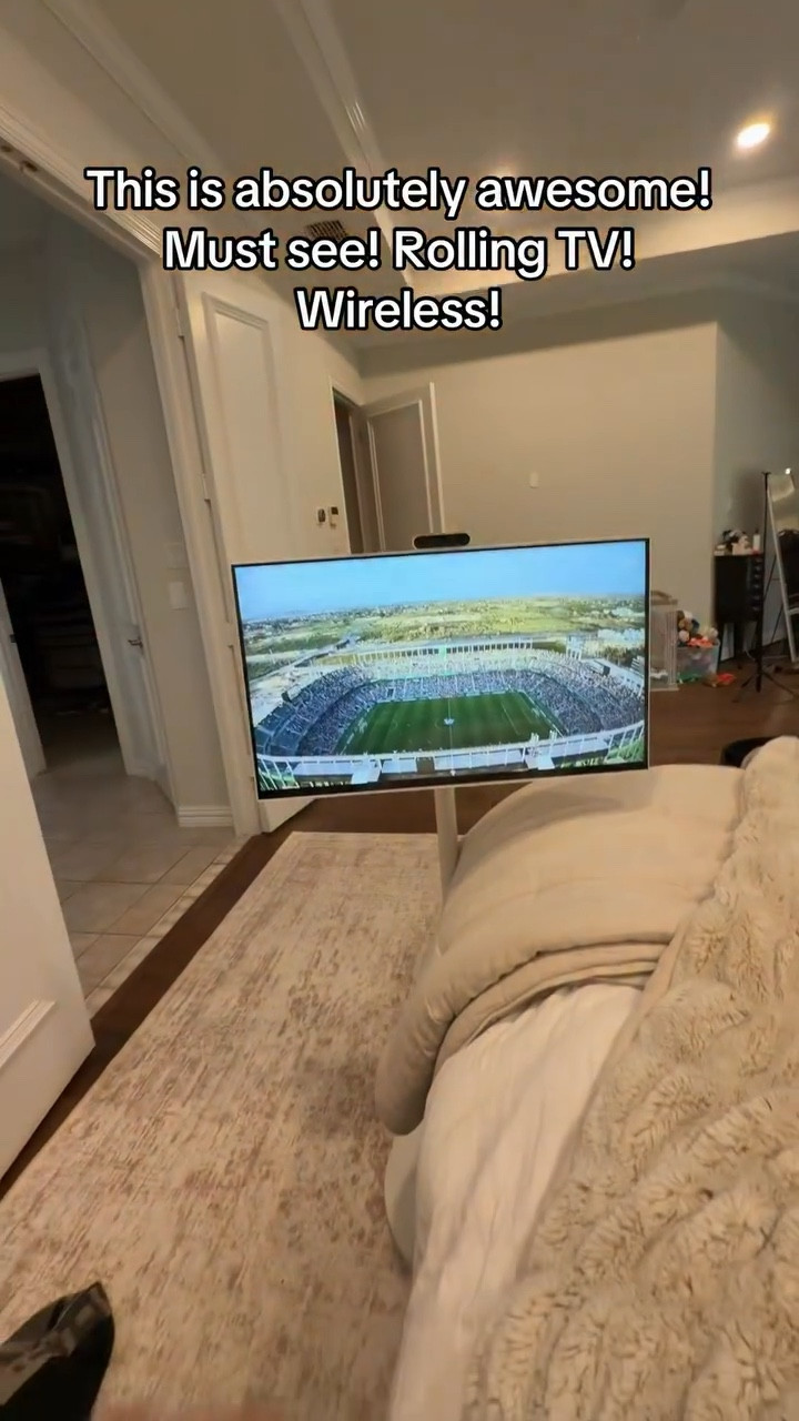 This is the #sylvoxportabletv and it rolls you have to see this! Absolutely awesome! Must see! #kahladeals