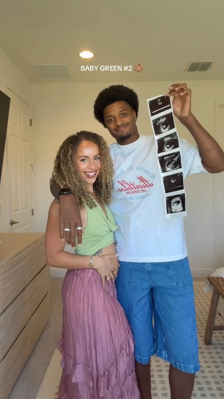 Why does it still not feel real??? AT ALL😭🤍

#LTKBaby #LTKmomlife #LTKBump