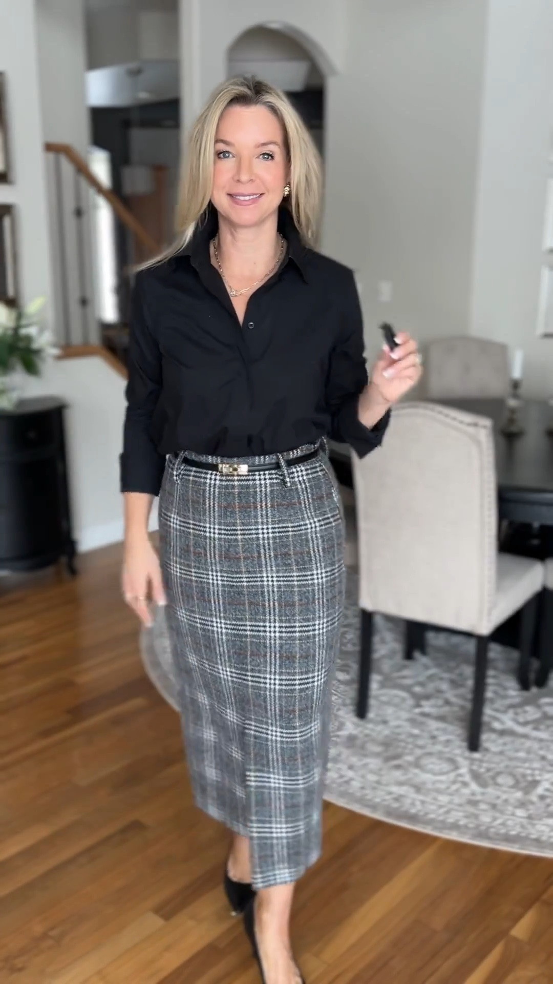 Nothing says office appropriate more than this belted tweed plaid midi skirt. The fabric feels premium and the fit is flattering but modest.

Wearing size M

Use code karlalalton_12 for 12% off your purchase! 

#LTKgrwm #LTKWorkwear #LTKPetite