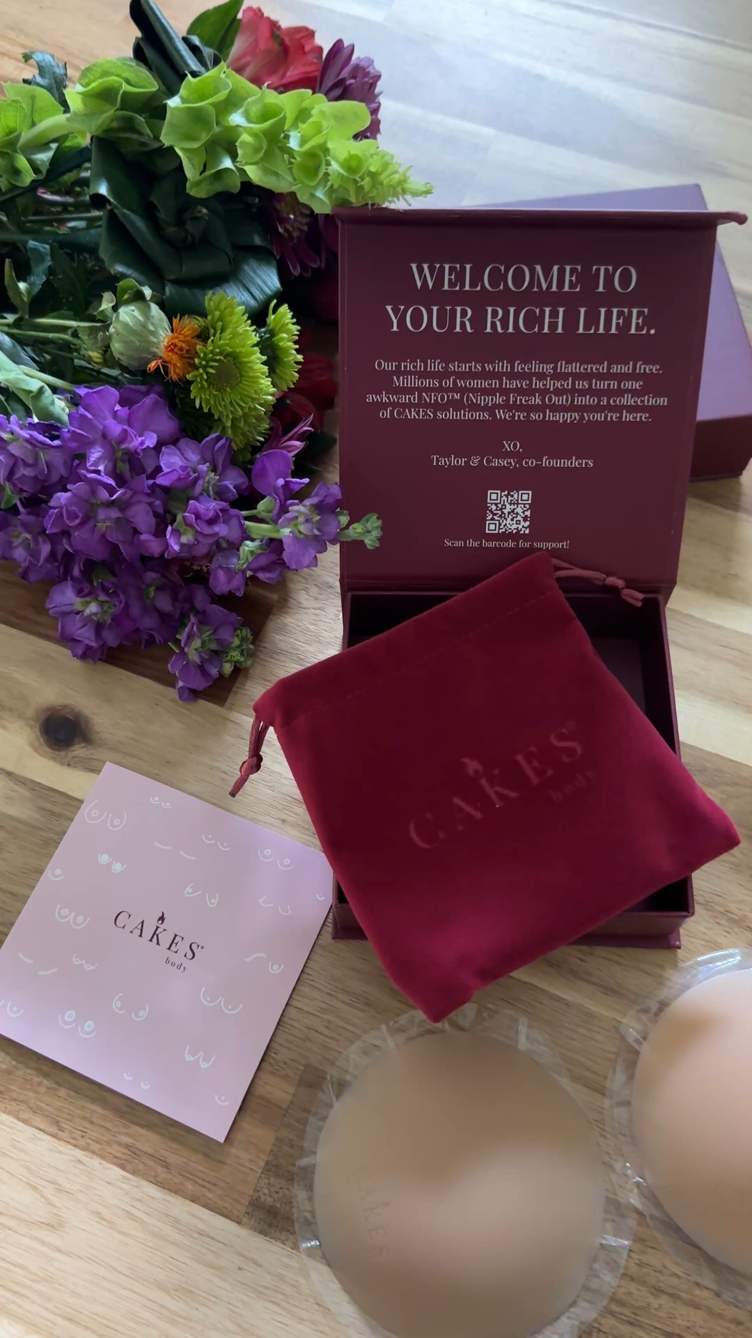 NEW stuff from CAKES BODY!

Cakes is a silicone nip cover that is comfortable, reusable, washable, and flexible. It gives a little shape and coverage and the original CAKES are meant to be worn inside a bra, swimsuit, or similarly snug-fitting base layer. I have been wearing my CAKES a ton especially with my Simply Merino Bralette and my Branwyn bras! 

USE CODE: LEAHPRESCOTT 
For a $15 discount! 

There are TWO new CAKES products available! CAKES Sticky and CAKES Volume. I ordered my CAKES Volume today! 
